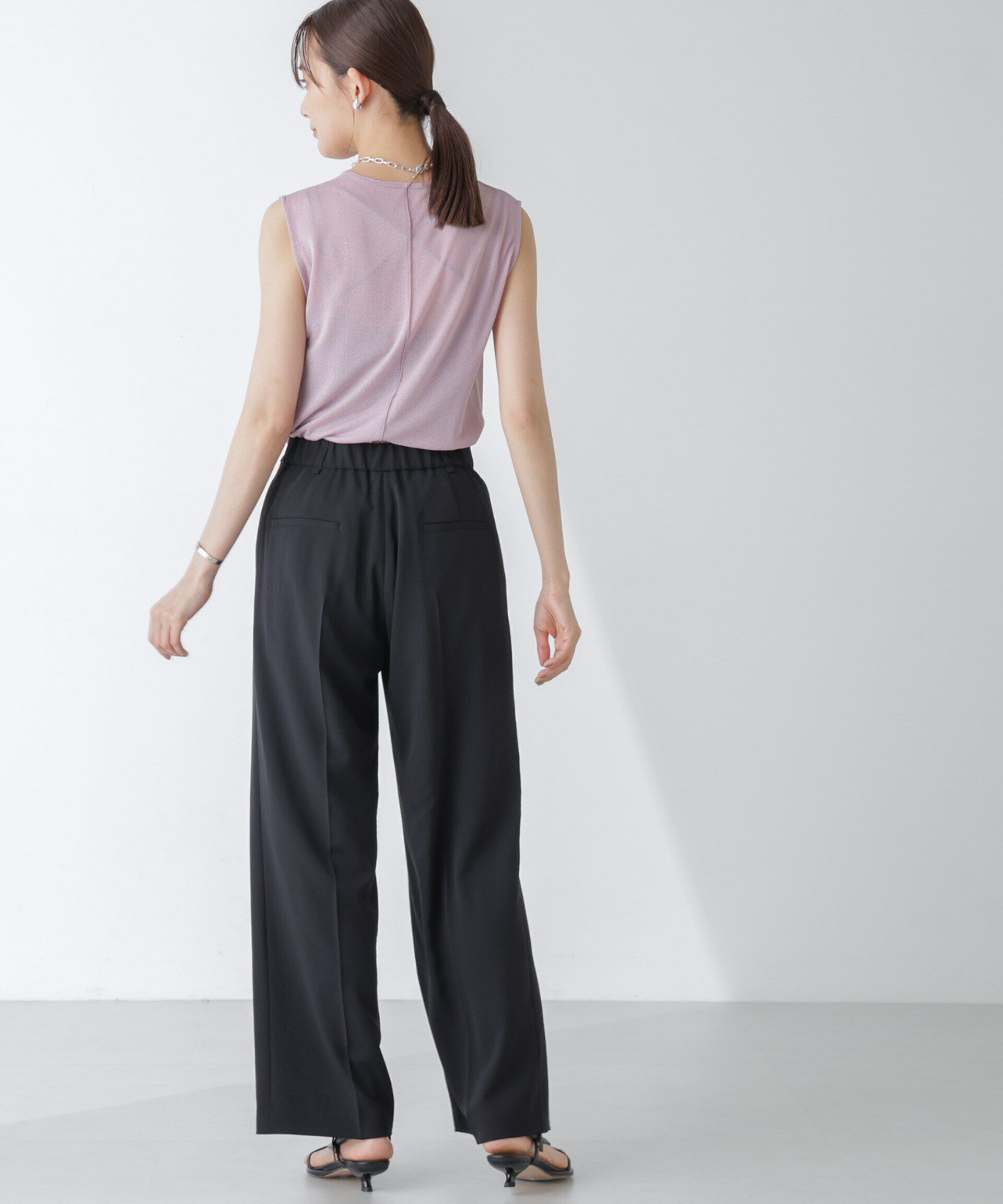 nano･universe「ｲｰｼﾞｰﾌｧﾝｸｼｮﾝ ｾﾝﾀｰﾌﾟﾚｽｾﾐﾜｲﾄﾞﾊﾟﾝﾂ(ｾｯ  」|チノ|