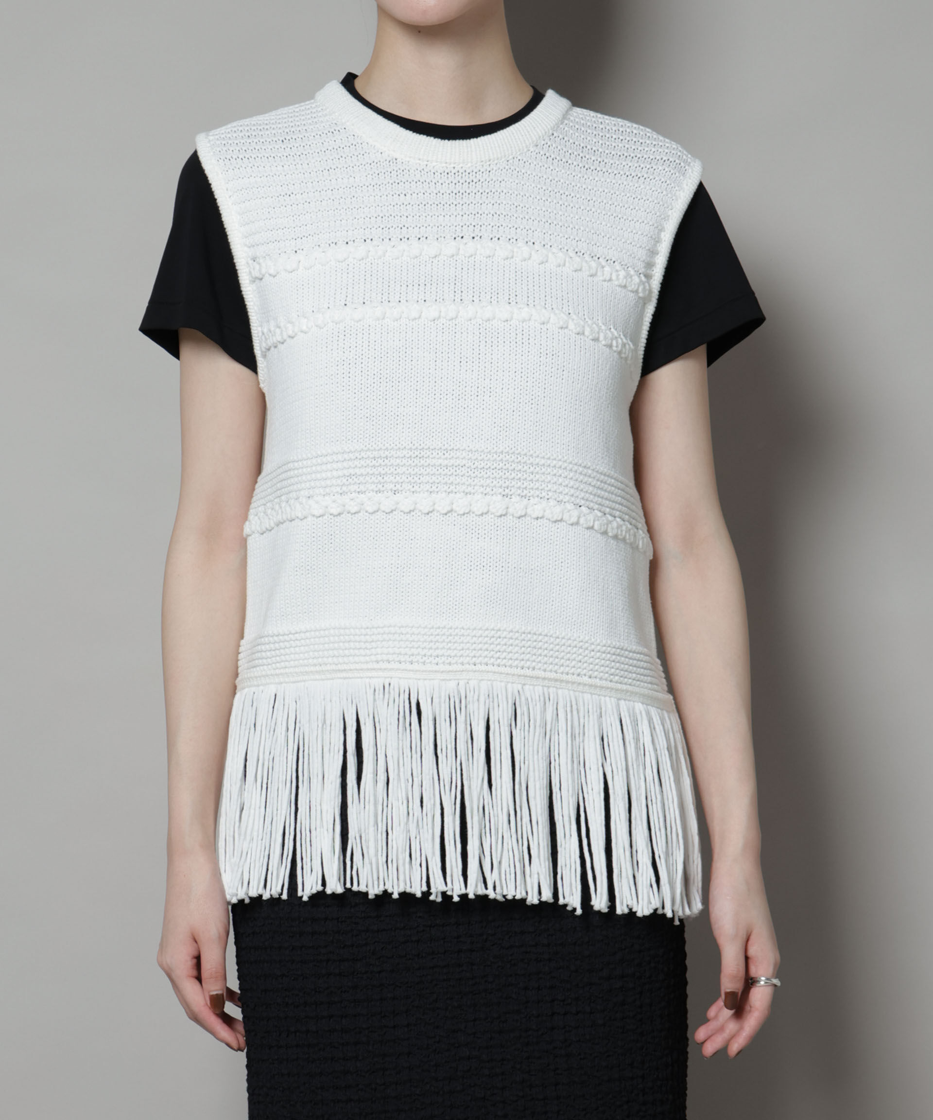 nano･universe「リリヤーンフリンジニットベスト」|ニット・セーター|