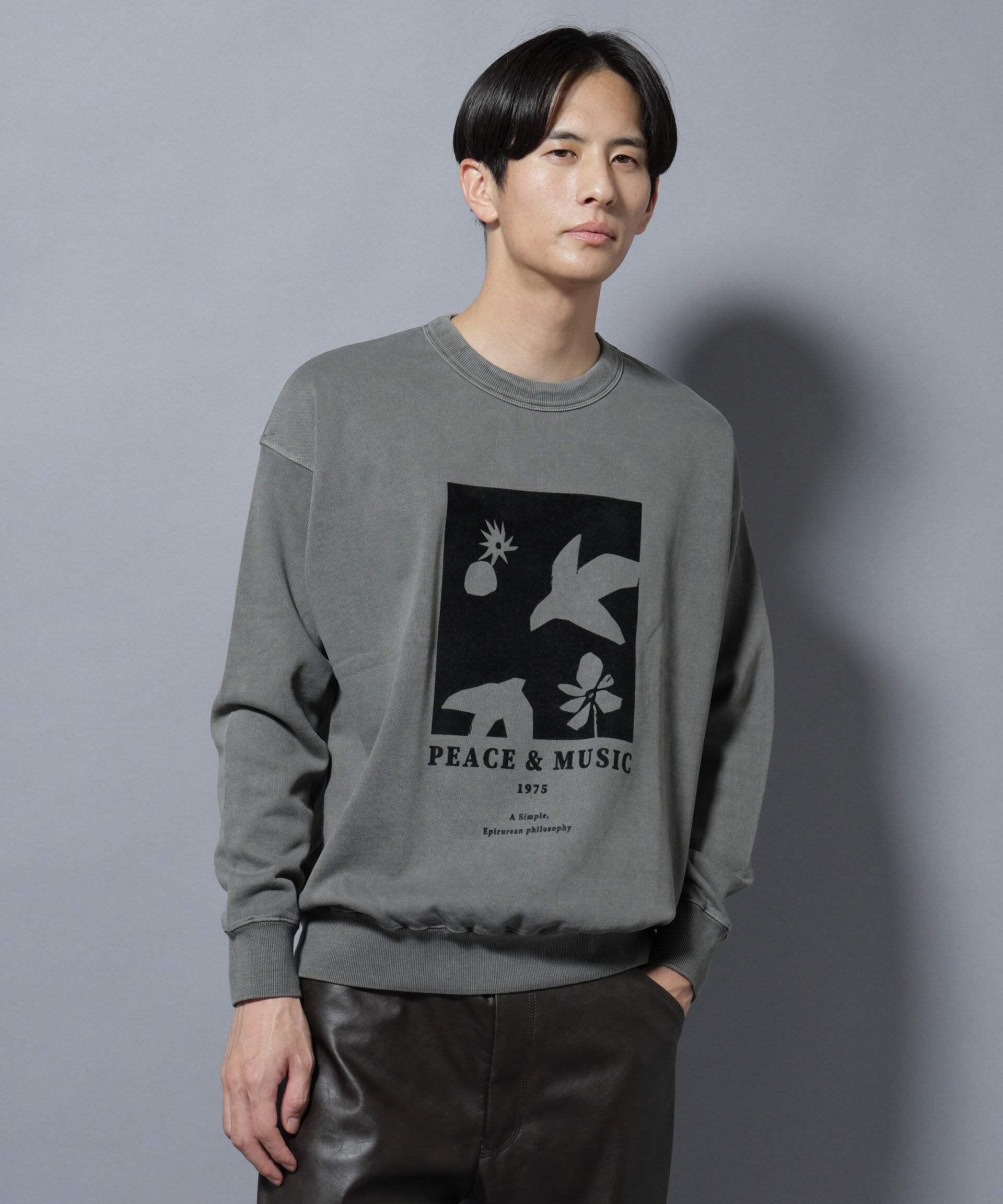 nano･universe「ヴィンテージライク エディトリアル デザインスウェット」|Tシャツ・カットソー|チャコール3