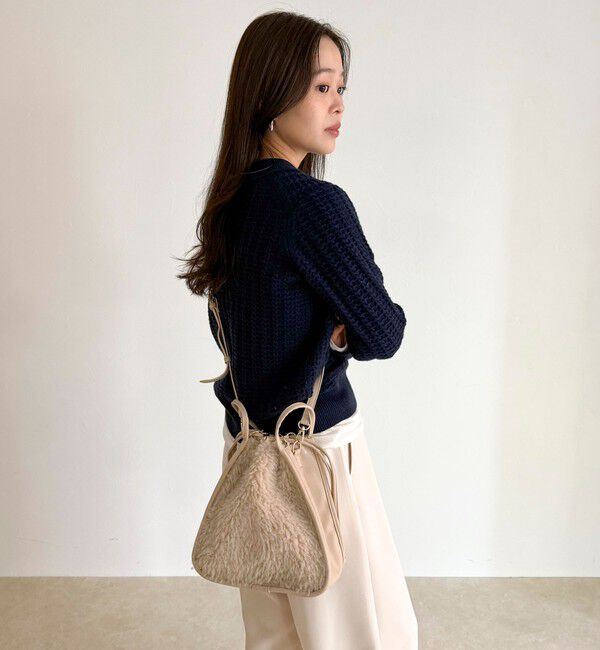 fredy emue「異素材ファートライアングルバッグ」|ショルダー・メッセンジャー|