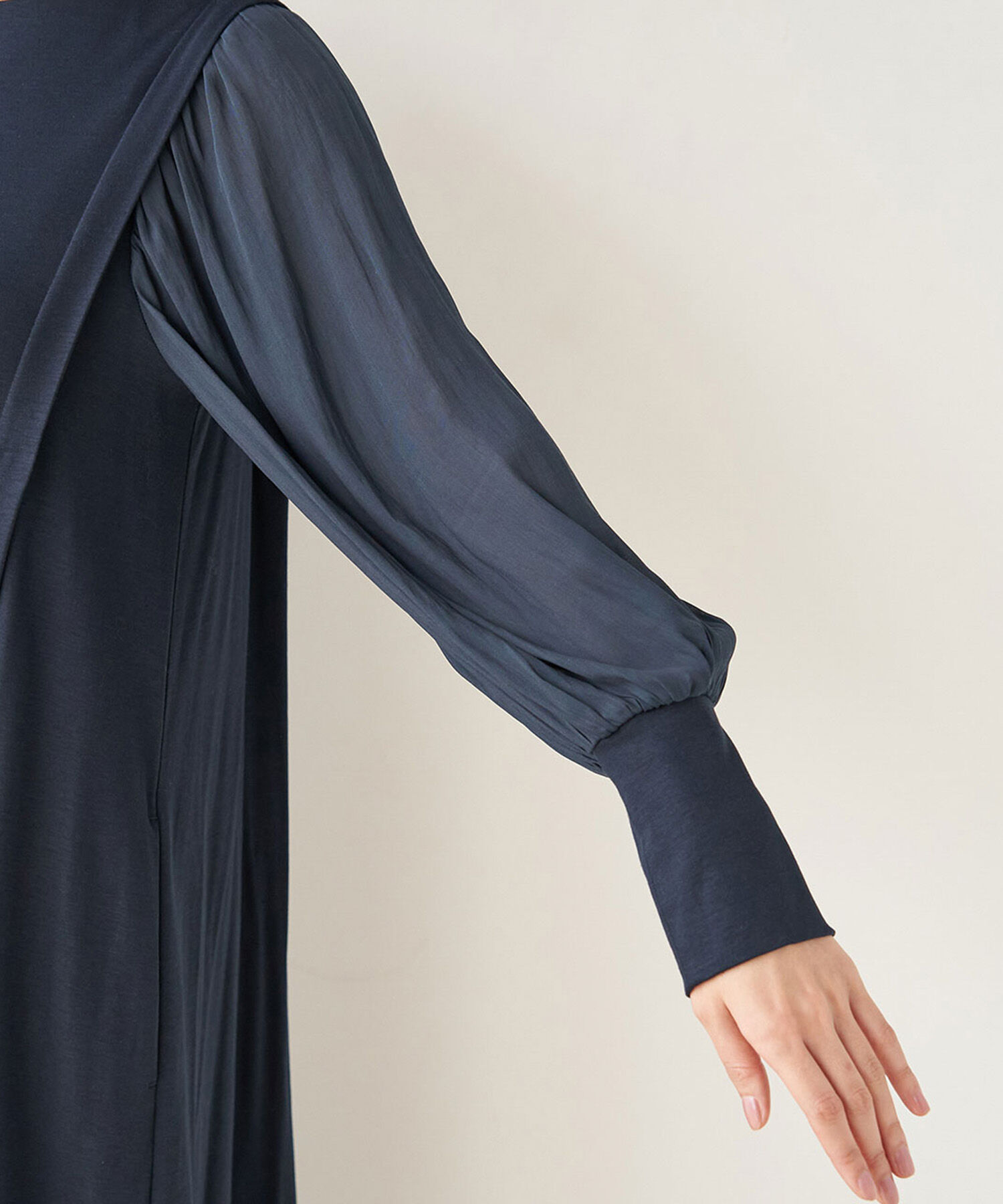 Rope&rsquo;Picnic「【一部店舗限定】【Mon E&rsquo;toile/モンエトワール】スムースコンビジャージタックDRESS」|ドレス|