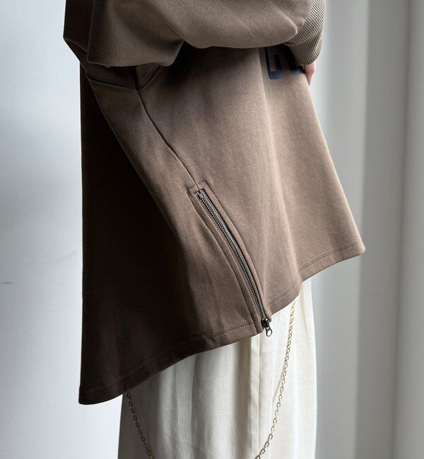  「【WEB限定】ポンチサイドファスナーロゴプルオーバー」|チノ|