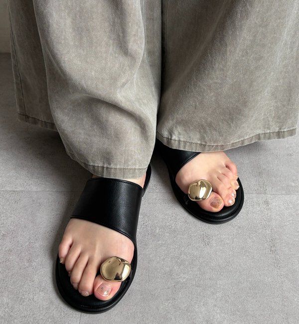  「GOLDモチーフトングサンダル」|その他|