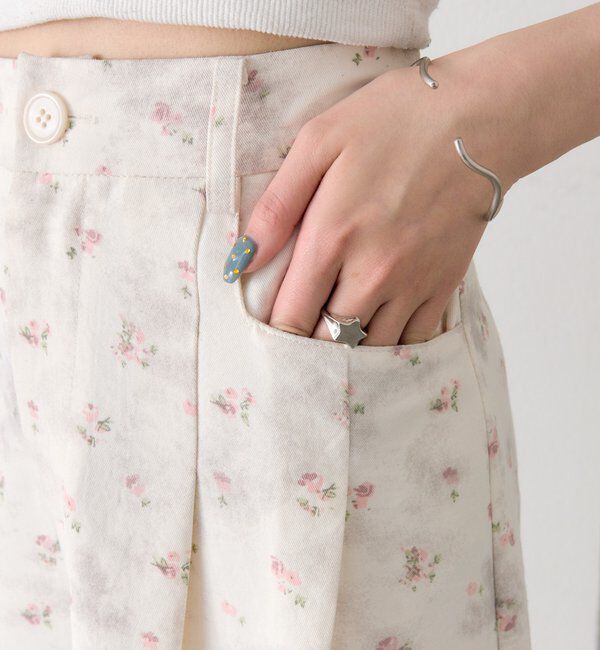  「フラワータックパンツ」|チノ|