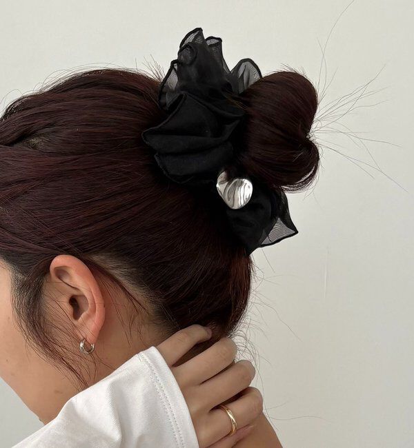  「〈GOLDY/ゴールディ〉メタルパーツシュシュ」|リング|ブラック