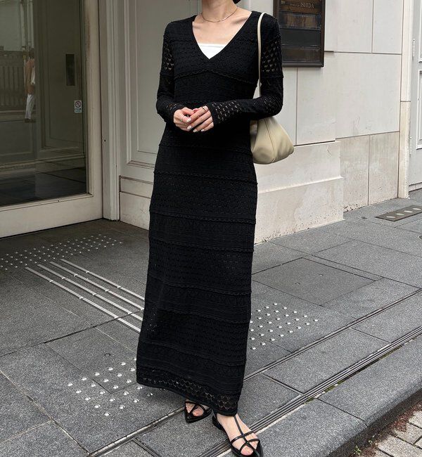  「【安心感のある裏地付き】深Vレースワンピース」|ワンピース|