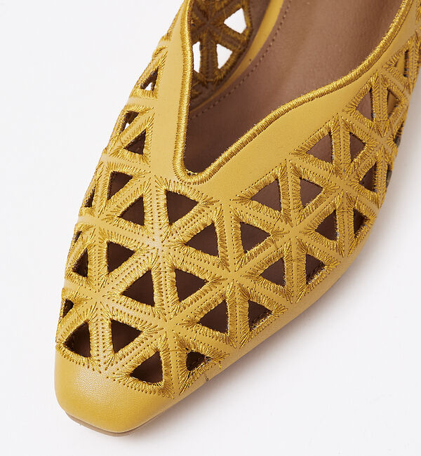 AU BANNISTER「【40周年】【Vibram/ヴィブラムソール】フラットパンプス」|パンプス|