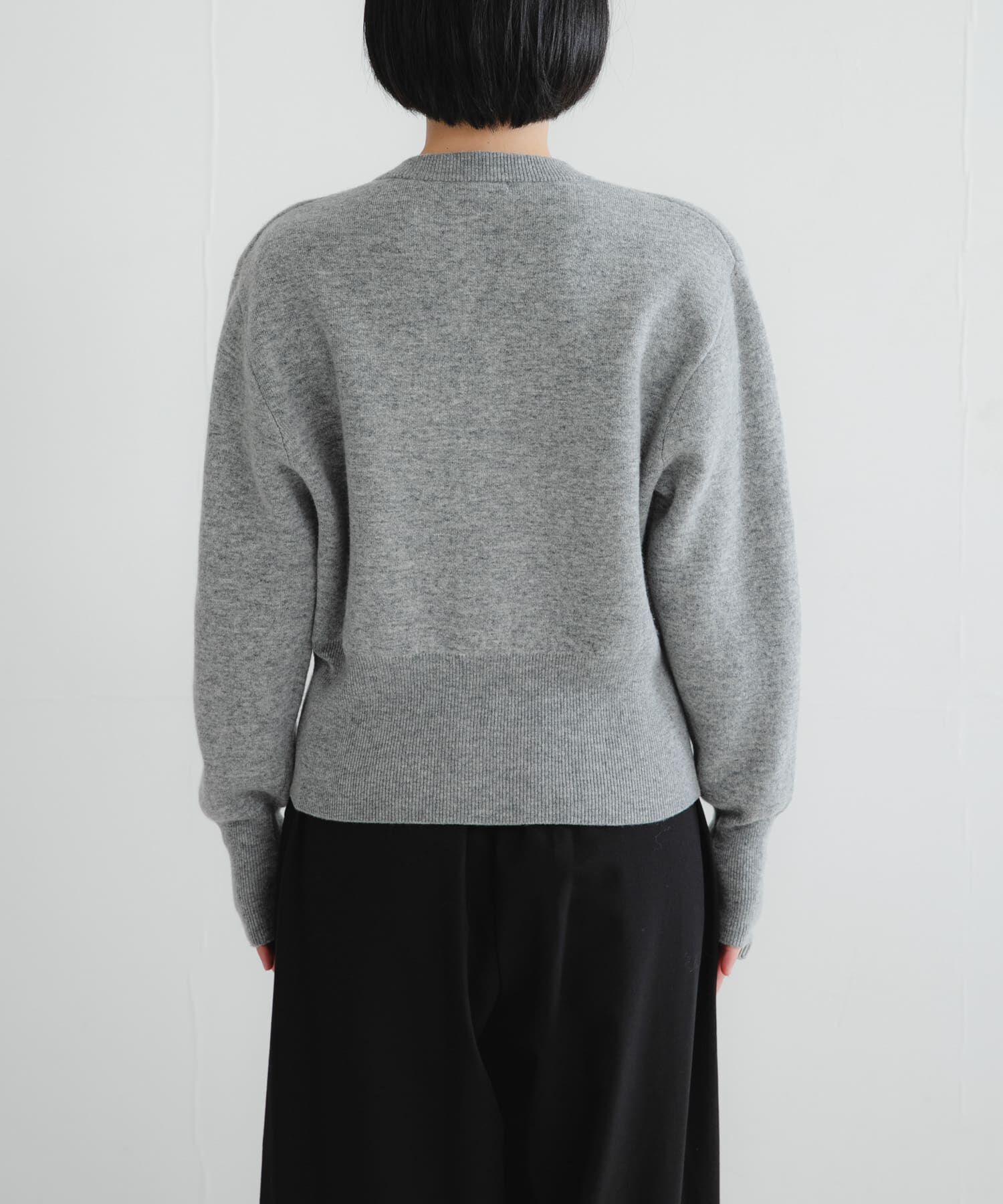 URBAN RESEARCH「ウールカシミヤショルダーパッドカーディガン」|カーディガン|