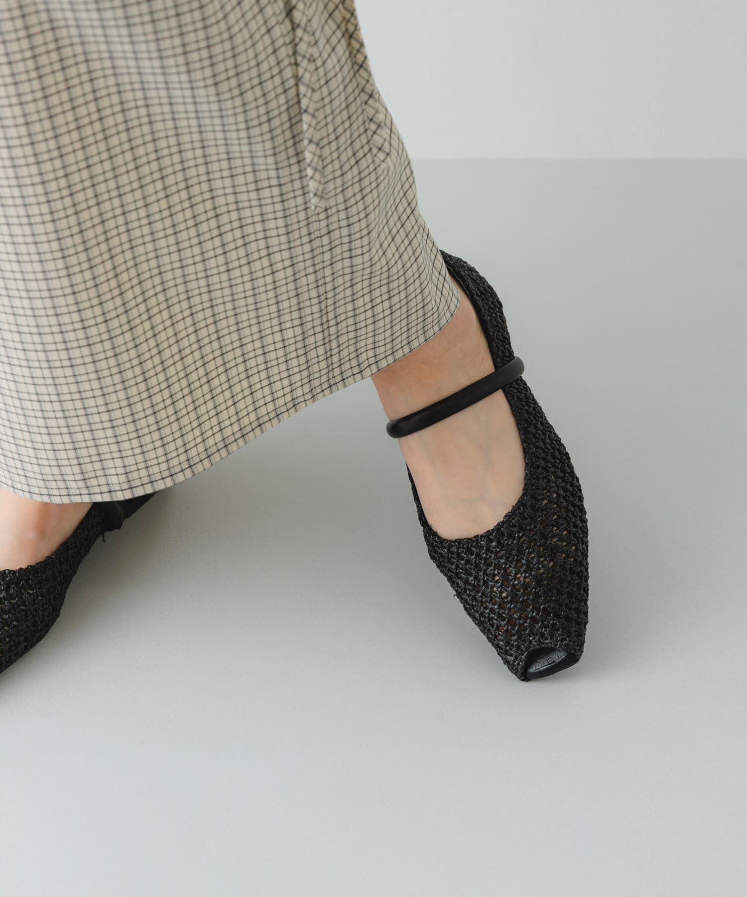 RODE SKO「ピープトゥベルトメッシュフラット」|その他|