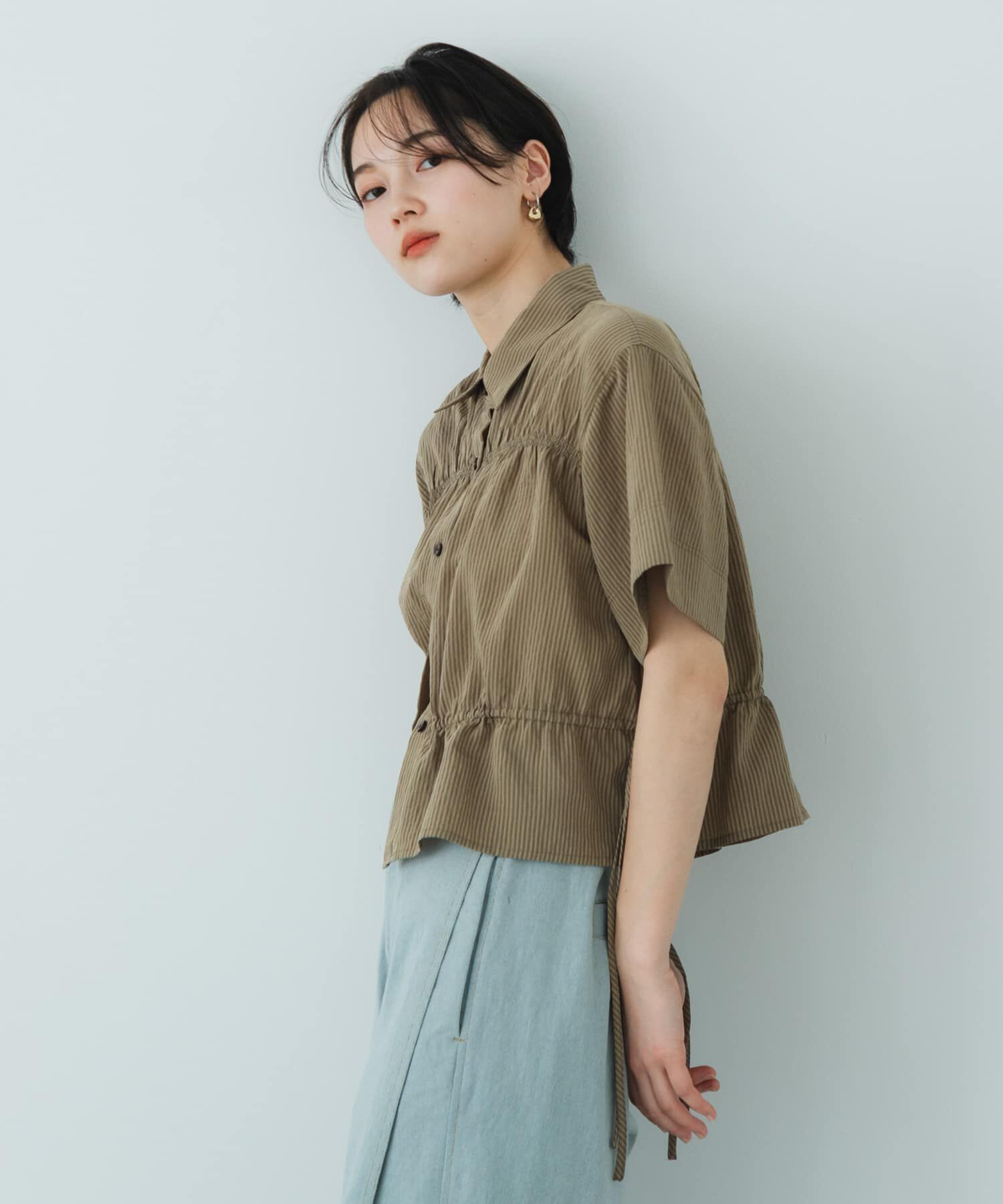 SENSE OF PLACE by URBAN RESEARCH「クロップドペプラムシャーリングシャツ」|シャツ・ブラウス|