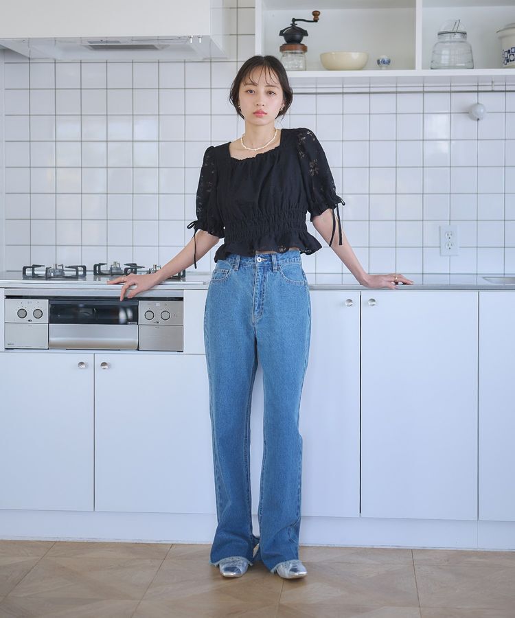 earth music&ecology「カットオフフレアデニムパンツ」|デニム|