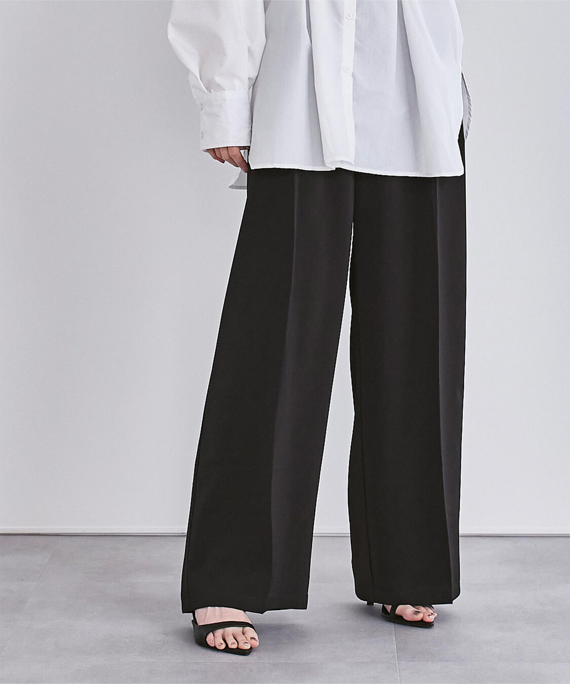 ur's「ワンタックハイウエストワイドパンツ」|スラックス|