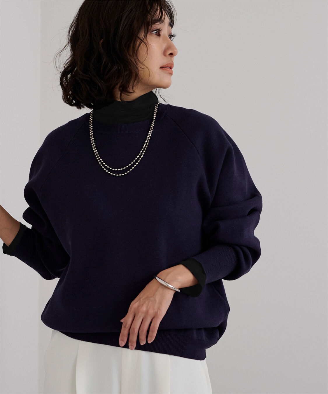 ur's「【星玲奈さんコラボアイテム】ボトルネックラウンドヘムプルオーバー」|Tシャツ・カットソー|