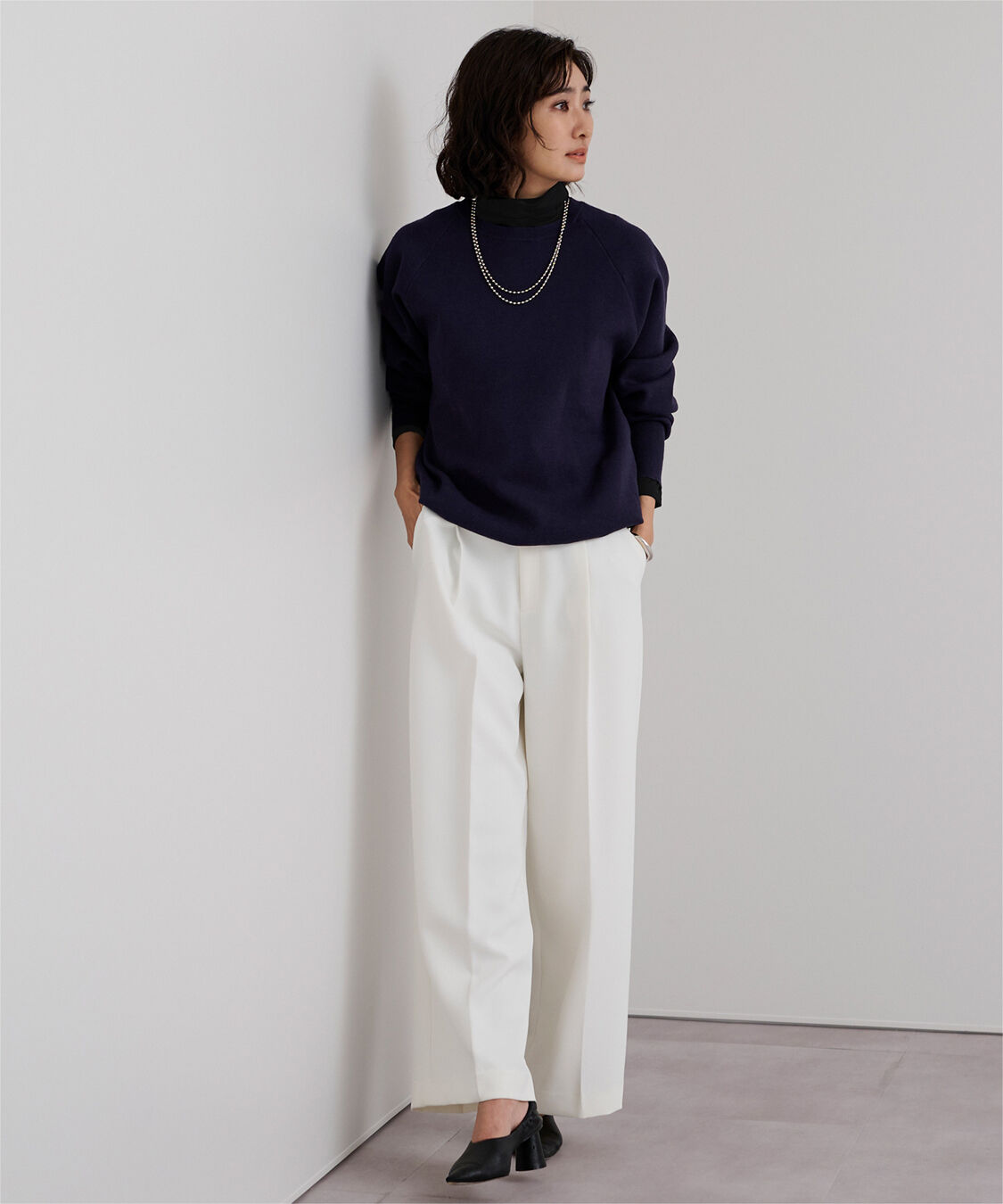 ur's「【星玲奈さんコラボアイテム】ボトルネックラウンドヘムプルオーバー」|Tシャツ・カットソー|