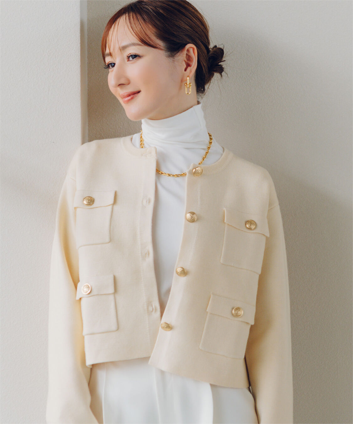 ur's「【星玲奈さんコラボアイテム】ボトルネックラウンドヘムプルオーバー」|Tシャツ・カットソー|