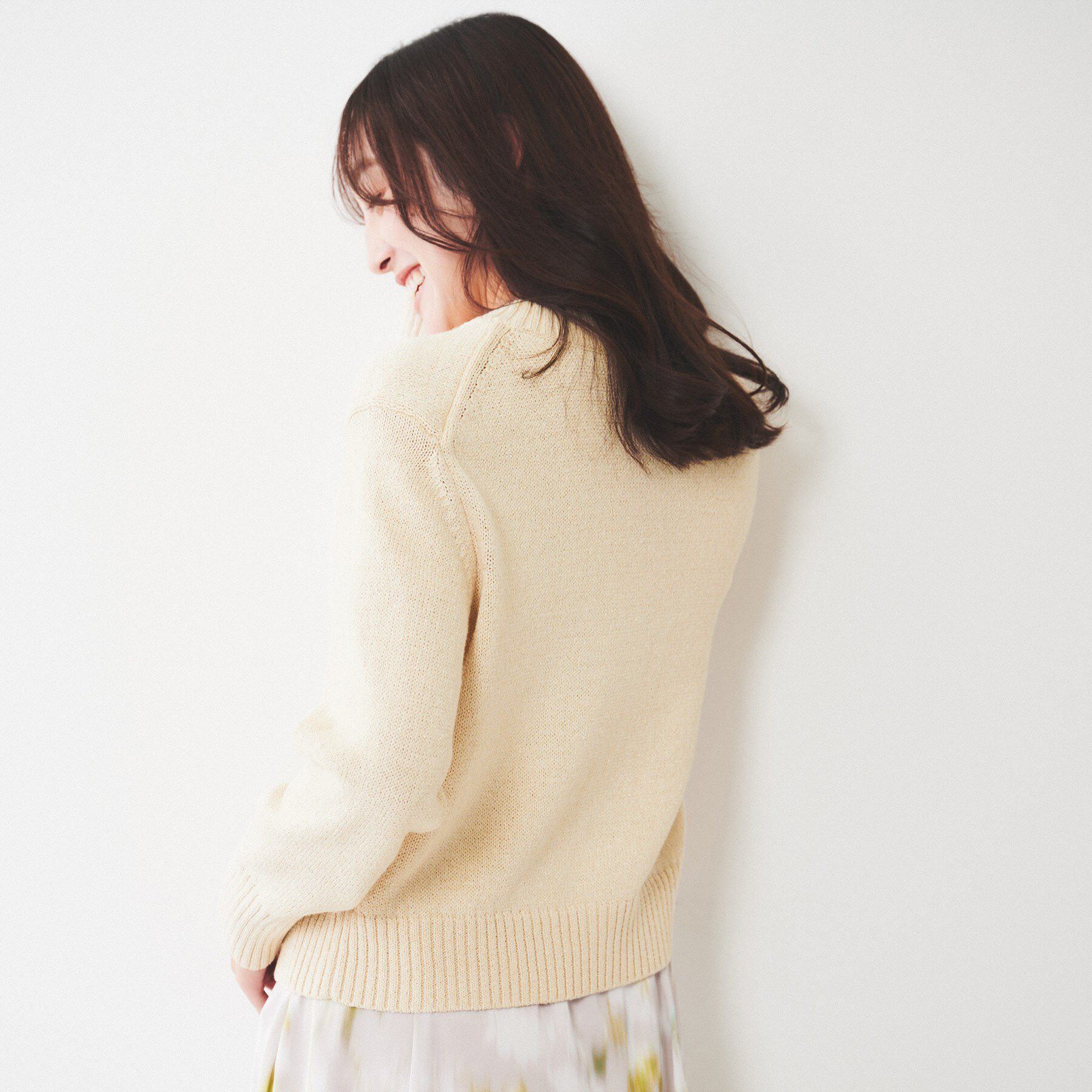 UNTITLED「【アンサンブル可能/ラメ調】コンパクトニットカーディガン」|カーディガン|