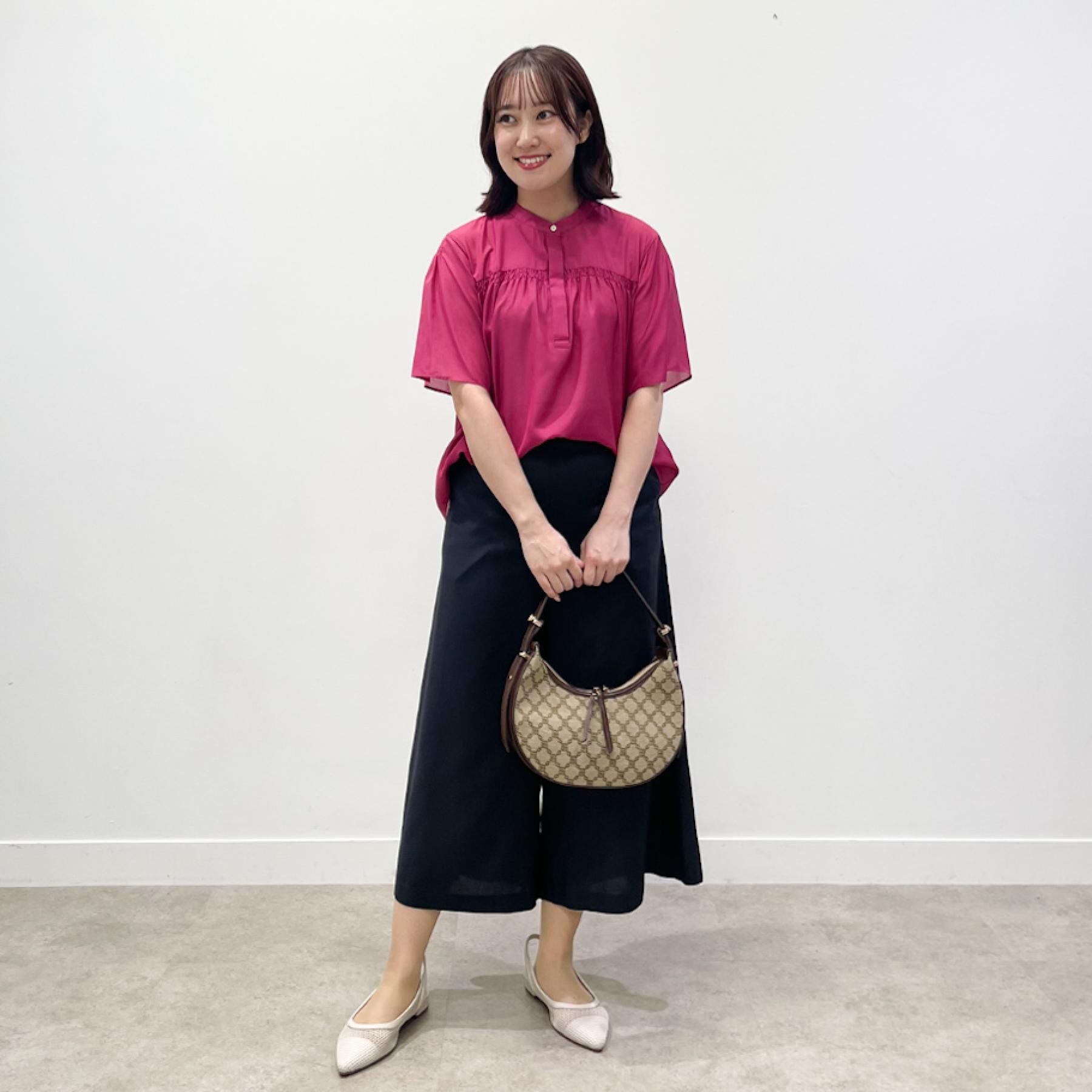 Reflect「【選べる5色◎／マシンウォッシュ可】シャーリングデザインブラウス」|シャツ・ブラウス|