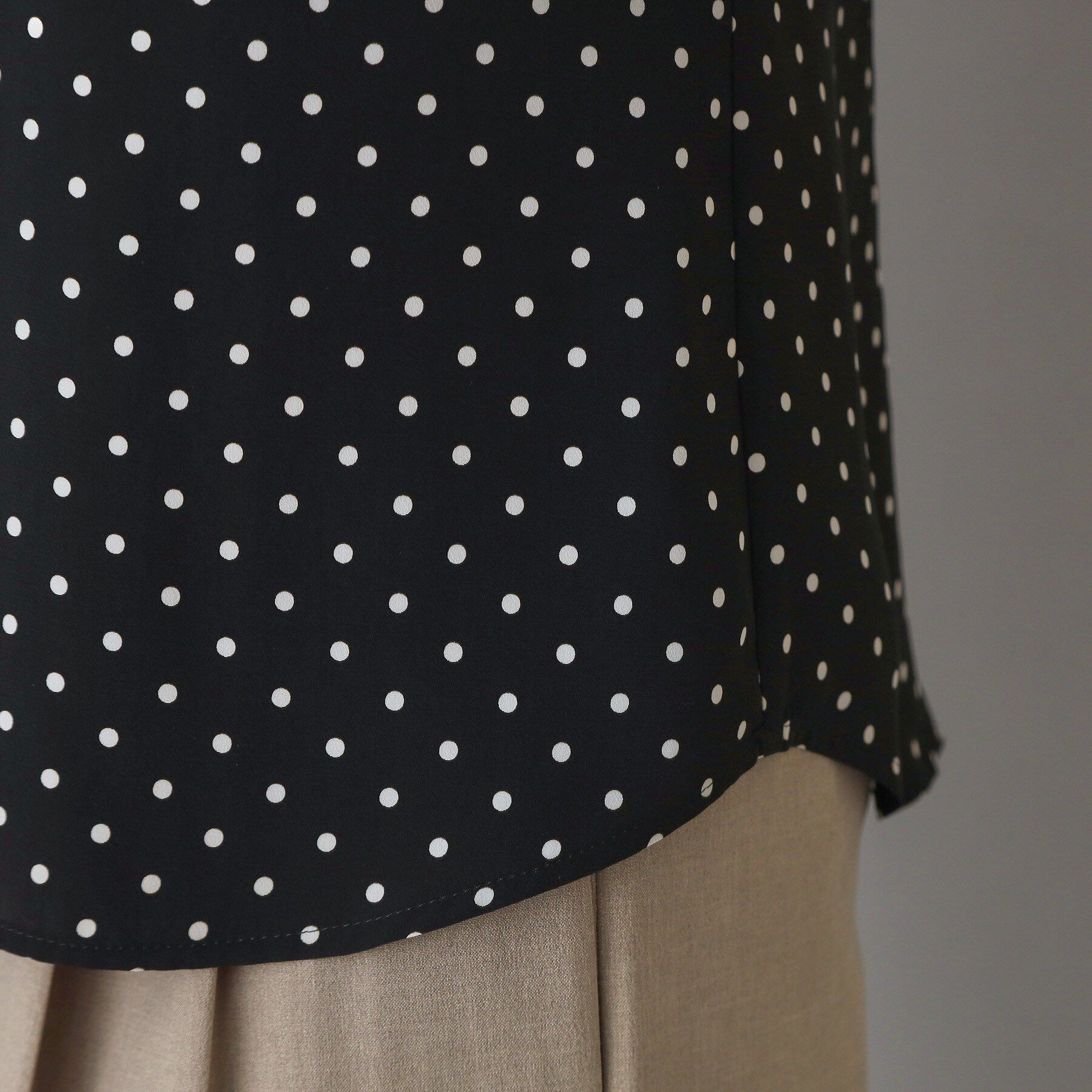 DRESSTERIOR「【otonaMUSE5月号掲載/着映え/ウォッシャブル】ドットプリントウィングスリーブブラウス」|シャツ・ブラウス|