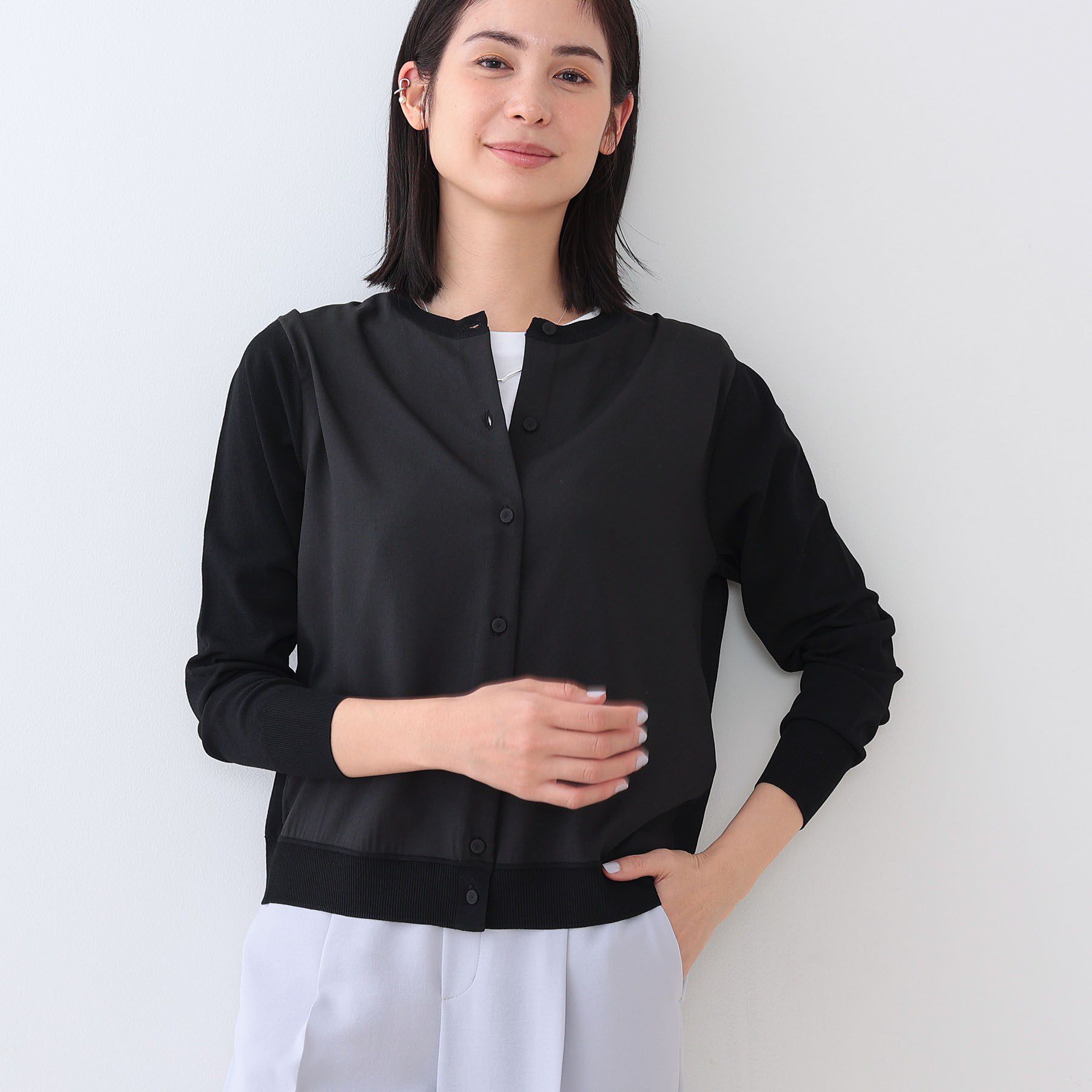 INDIVI「【洗える】ブラウスコンビ ニットカーディガン」|カーディガン|ブラック(019)