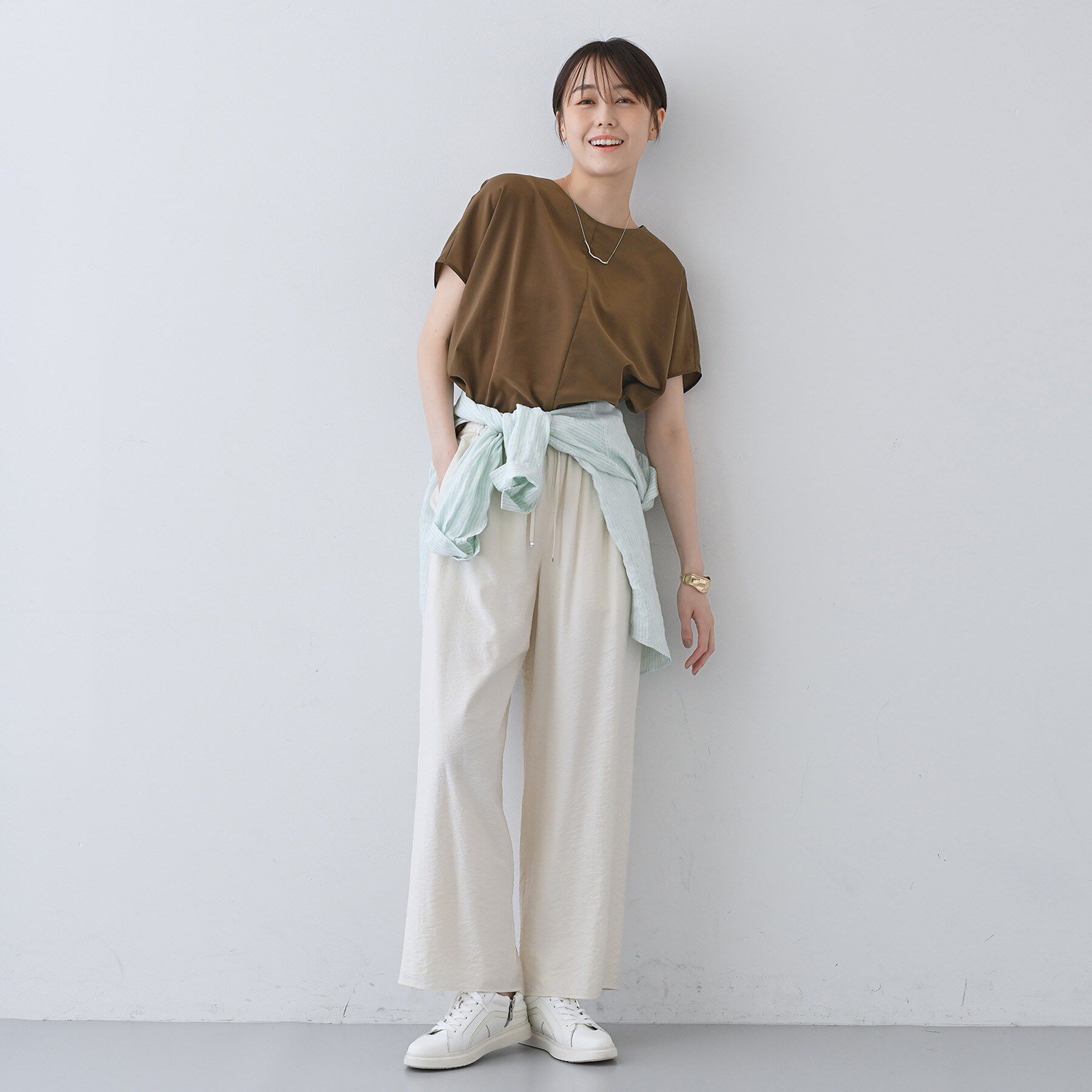 INDIVI「【通気性◎撥水／接触冷感／UVケア】ドルマンスリーブブラウス」|シャツ・ブラウス|