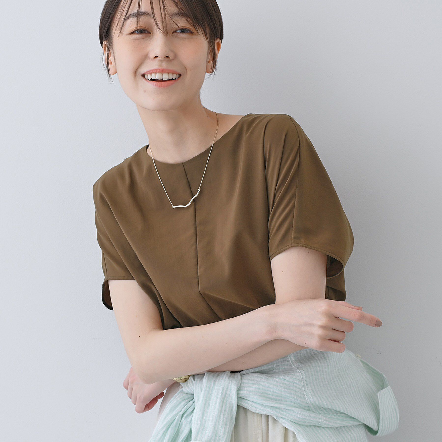 INDIVI「【通気性◎撥水／接触冷感／UVケア】ドルマンスリーブブラウス」|シャツ・ブラウス|ブラウン(643)