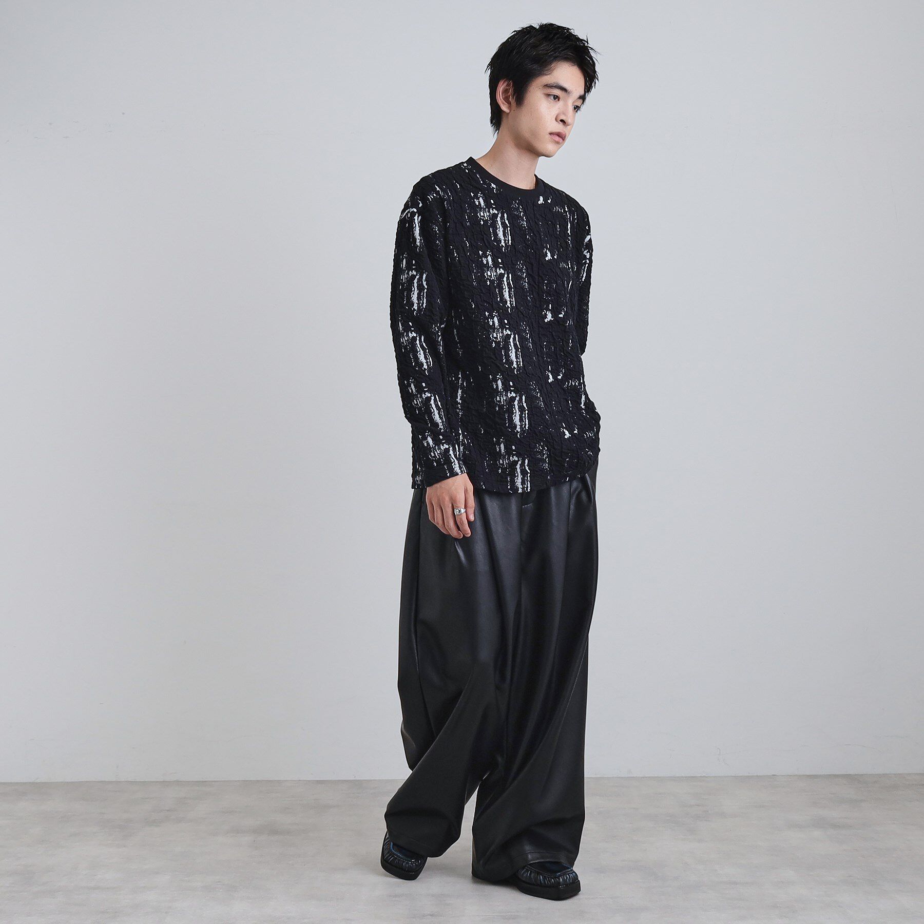 tk.TAKEO KIKUCHI「アブストラクトふくれジャカードプルオーバー」|Tシャツ・カットソー|