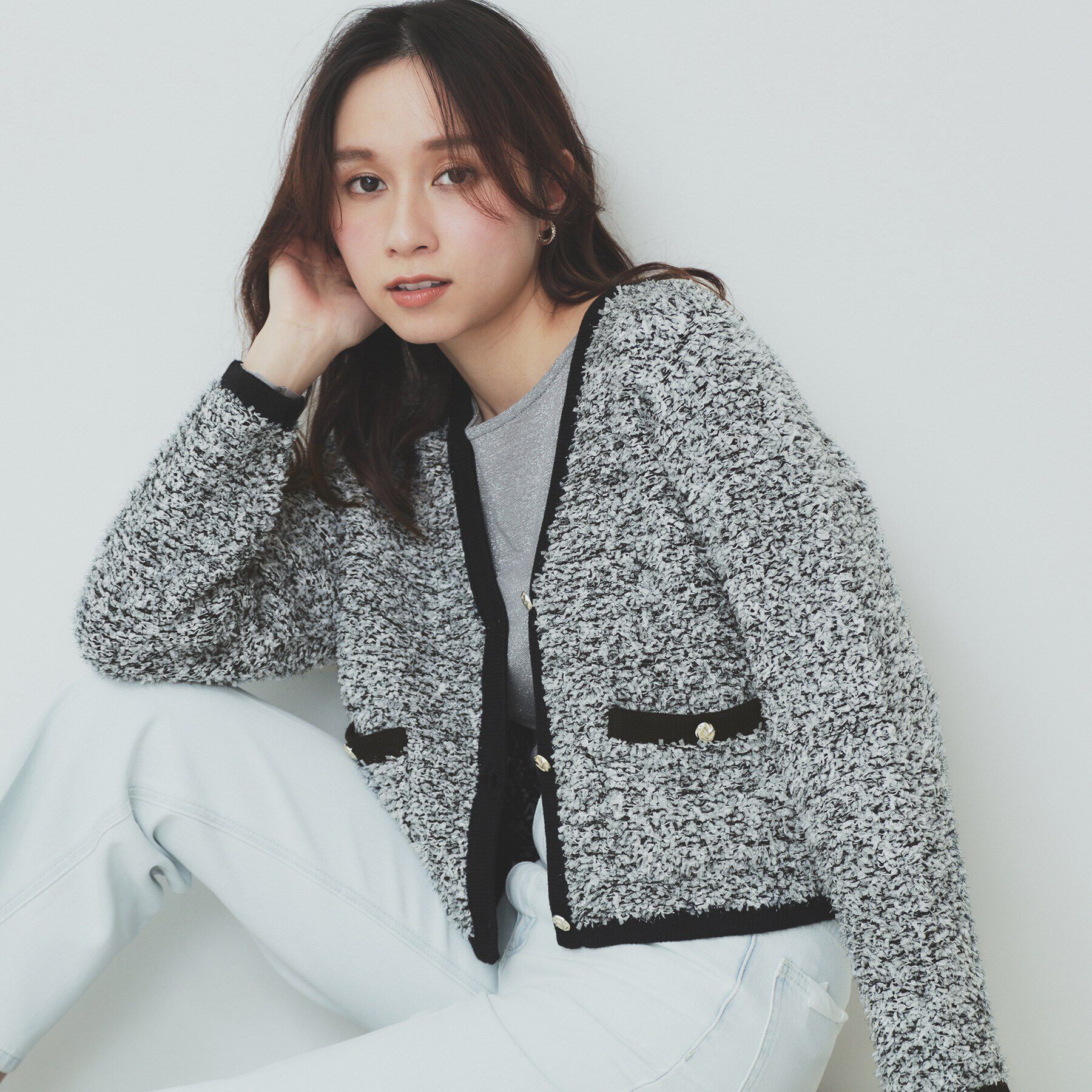 index「Vネックショートラメカーディガン【洗濯機洗い可】」|カーディガン|