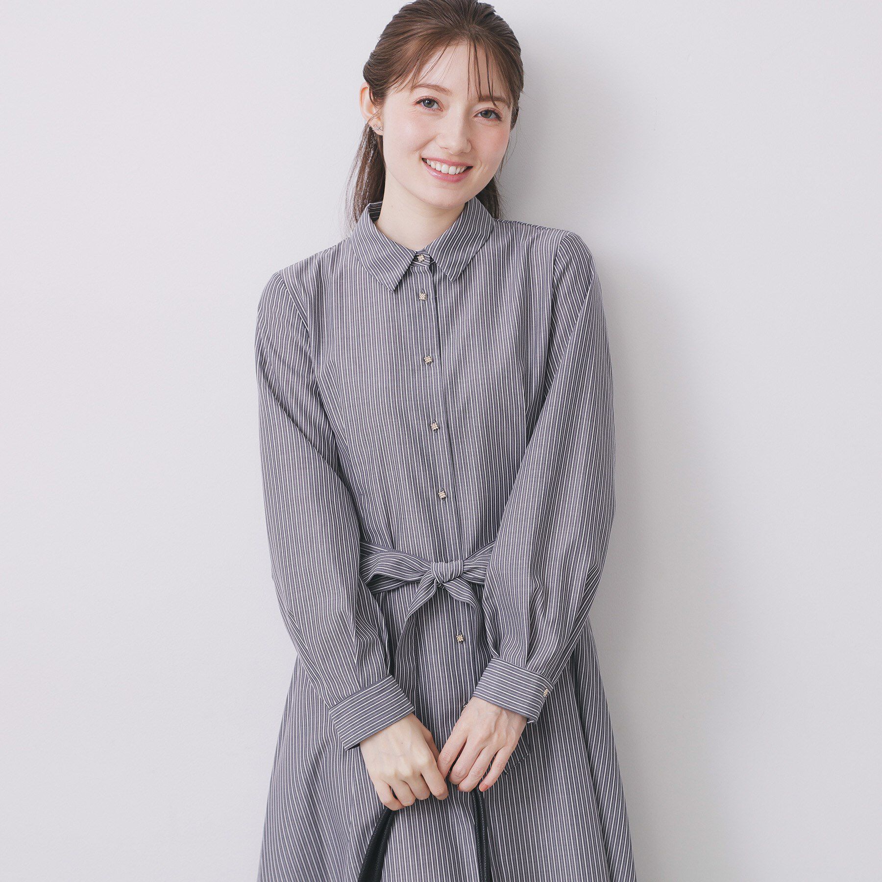 index「ラメストライプシャツワンピース【洗濯機OK/イージーアイロン】」|ワンピース|