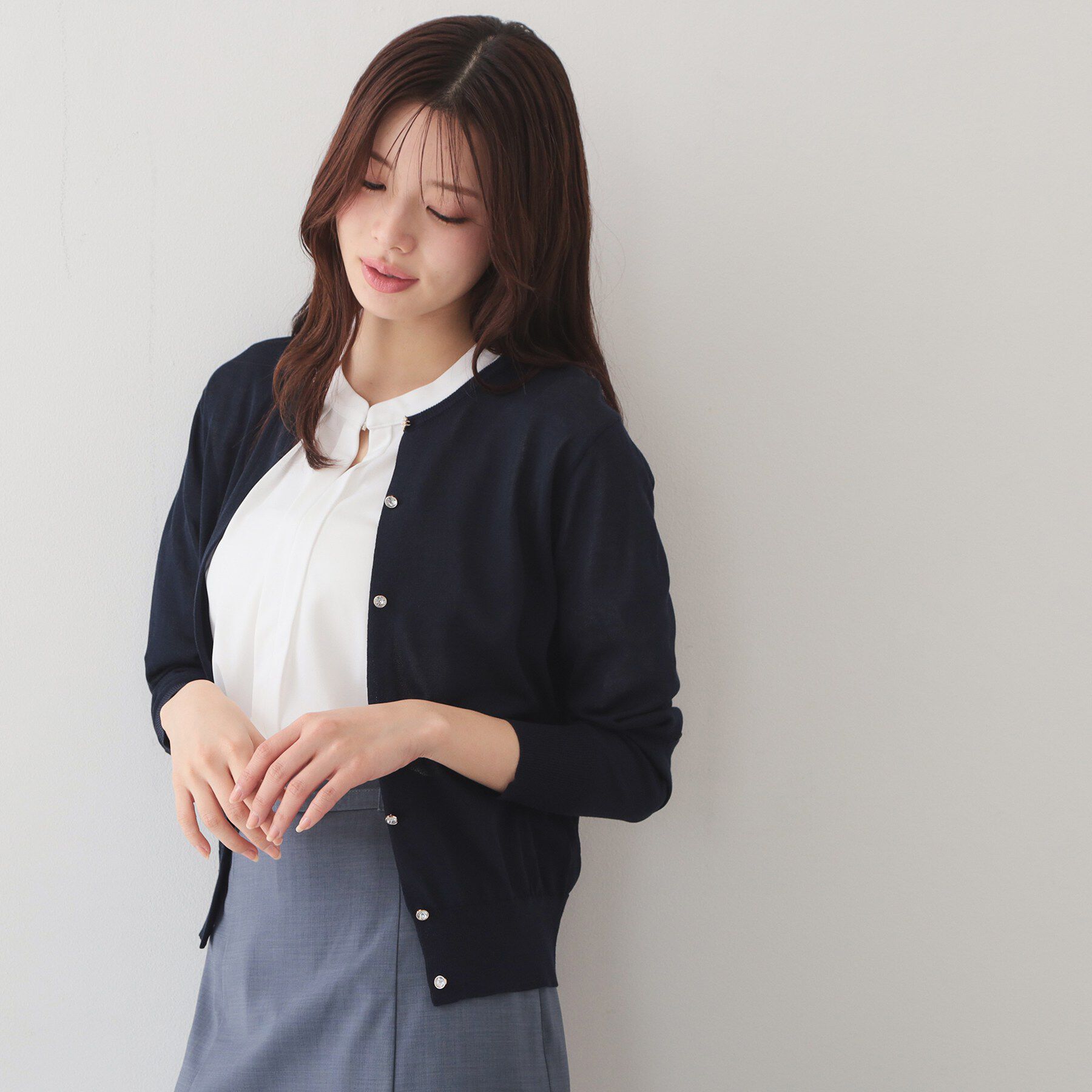 index「接触冷感ビジューボタンカーディガン【洗濯機OK/抗ピリング】」|カーディガン|