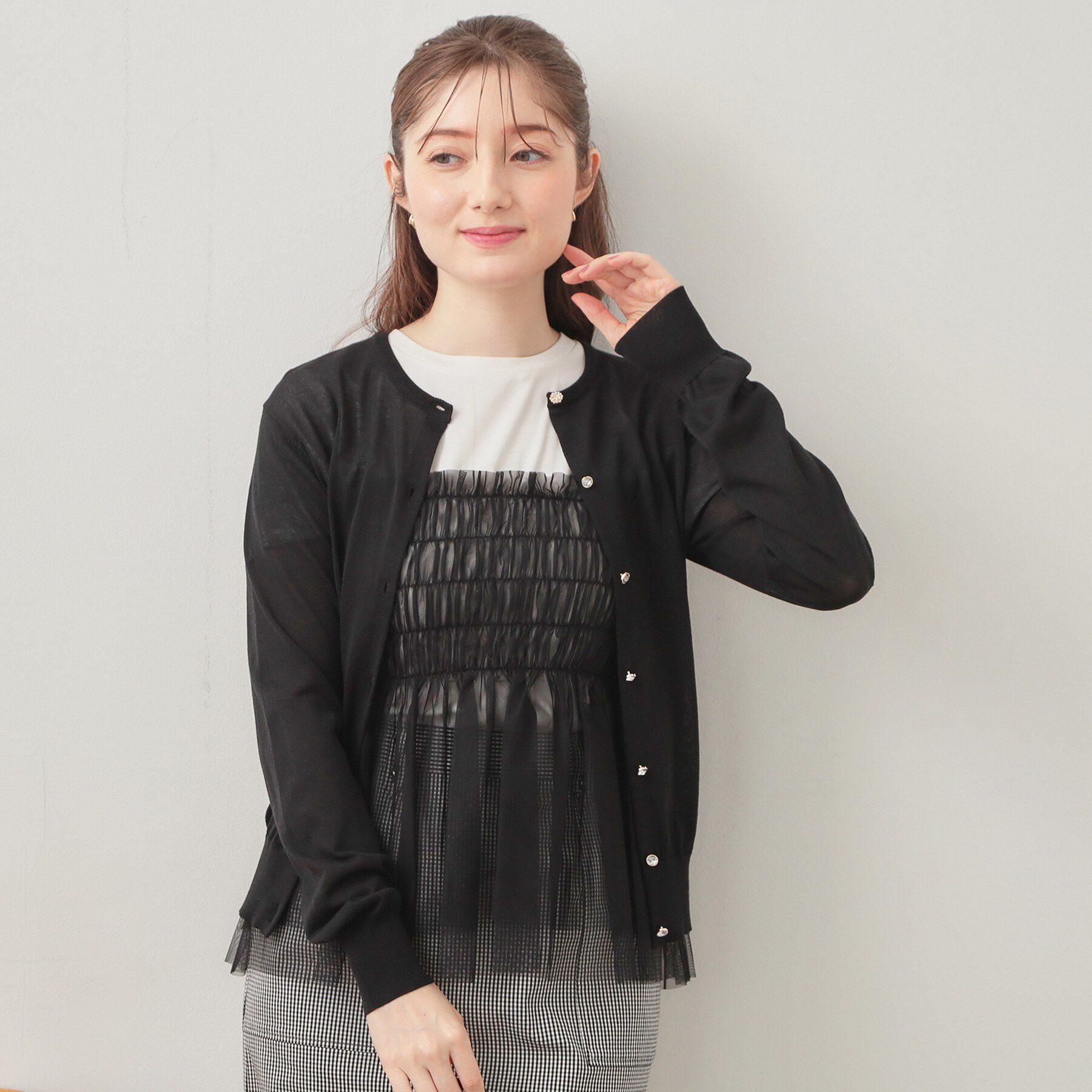 index「接触冷感ビジューボタンカーディガン【洗濯機OK/抗ピリング】」|カーディガン|