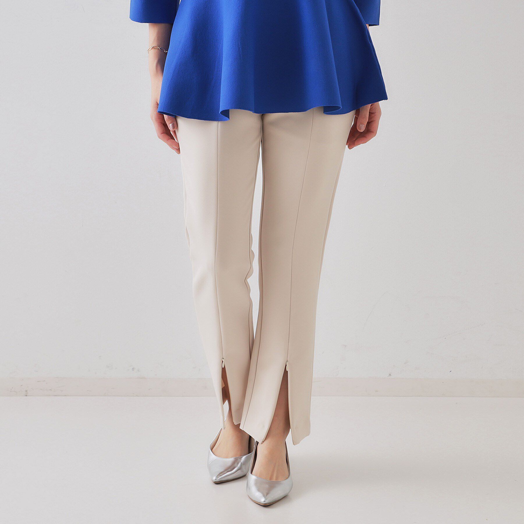 OPAQUE.CLIP「ストレッチ フロントスリットZIPスティックパンツ【洗濯機洗い可】」|その他|アイボリー(004)