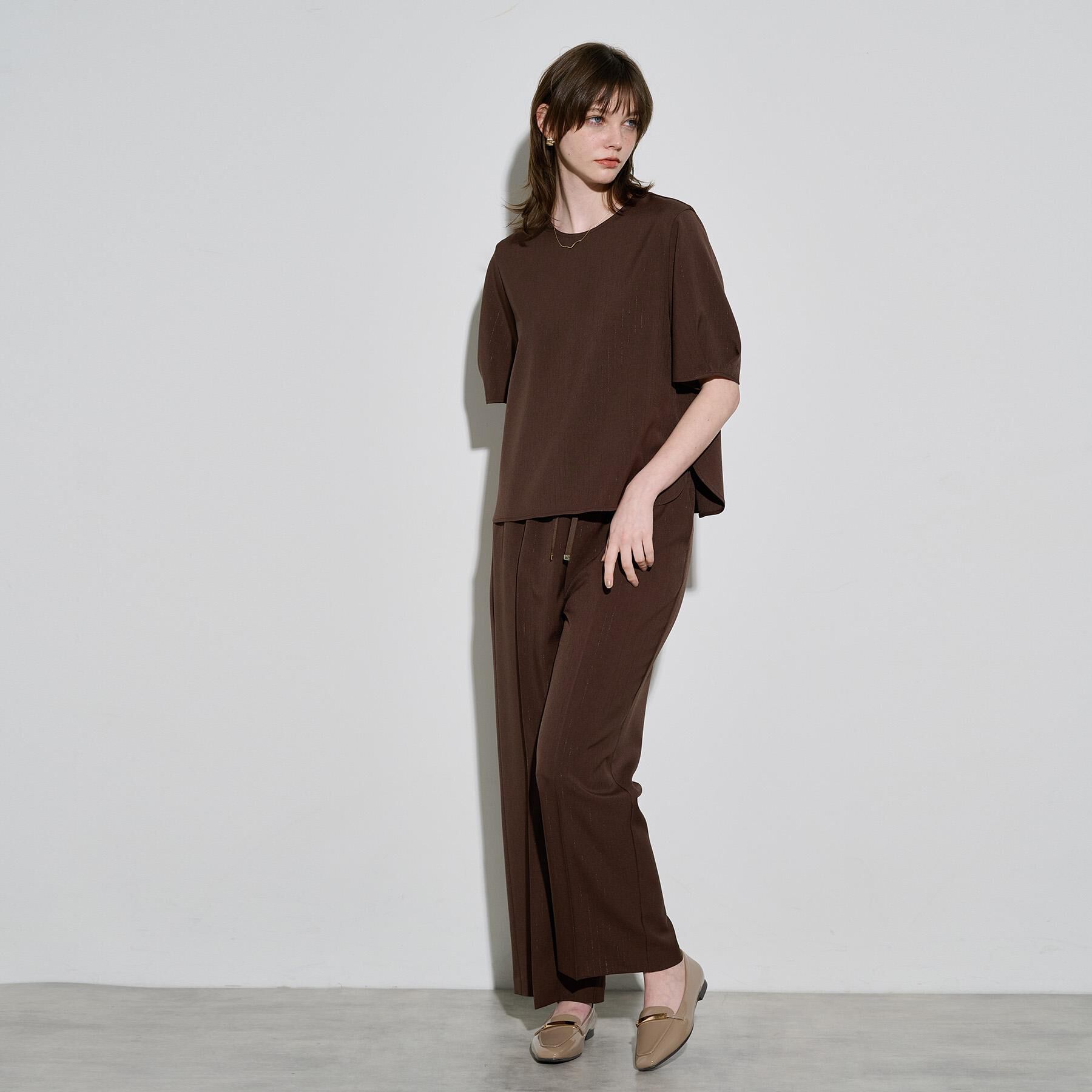 OPAQUE.CLIP「ラメストライプタックスリーブブラウス/セットアップ可【洗濯機洗い可/防シワ/吸水速乾】」|シャツ・ブラウス|