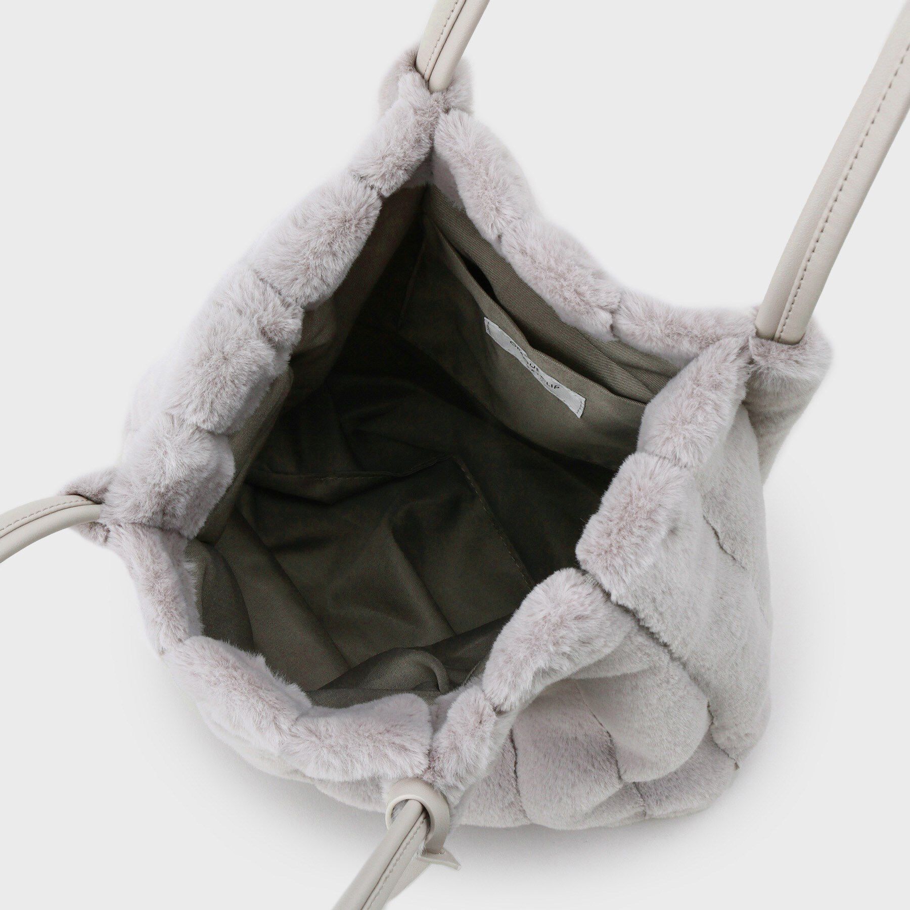 OPAQUE.CLIP「【A4サイズ対応／マチ付き】ストライプフェイクファートートバッグ」|トートバッグ|