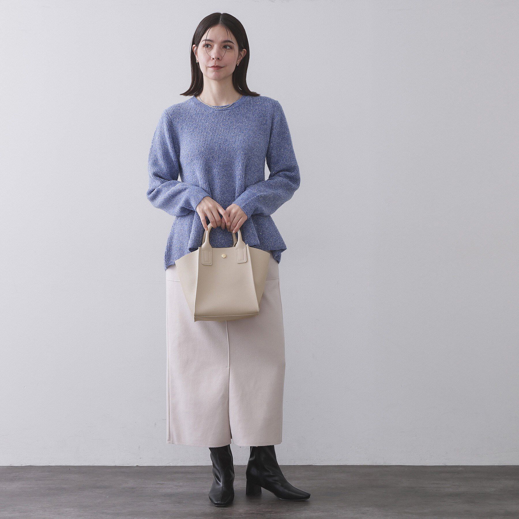 OPAQUE.CLIP「【2WAY/軽量】台形ミドルトートバッグ」|ショルダー・メッセンジャー|