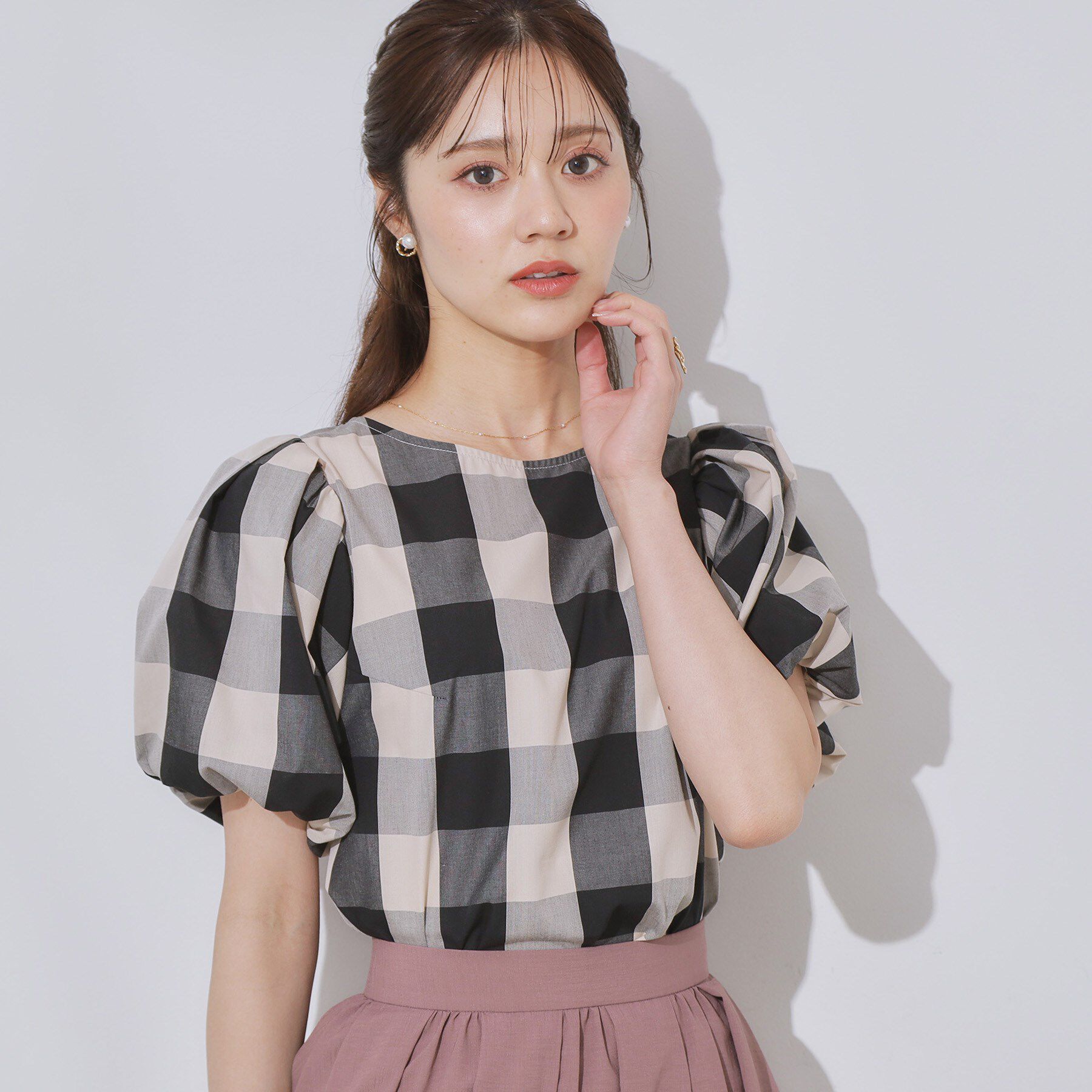 Couture broach「【マシンウォッシャブル・二の腕カバー】ブロックチェックブラウス」|シャツ・ブラウス|