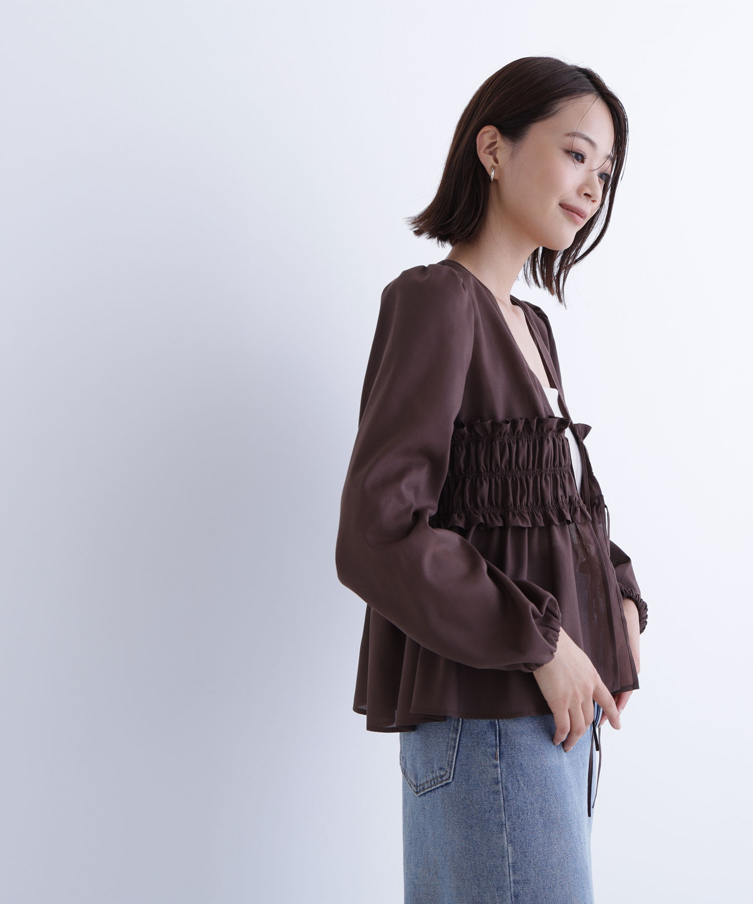  「Vネックシャーリングペプラムブラウス」|シャツ・ブラウス|