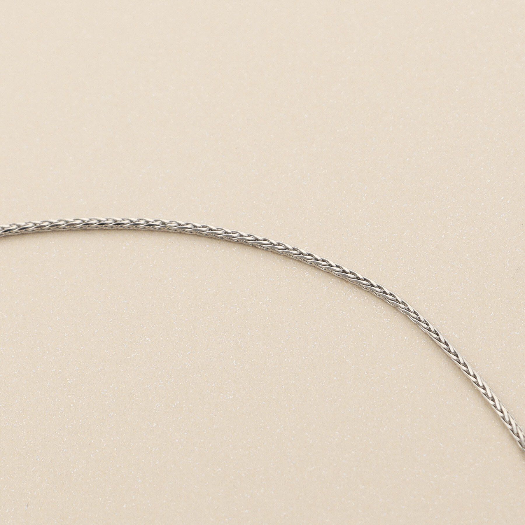 COCOSHNIK「プラチナ スパイクトリプルラリエット ネックレス」|ネックレス|