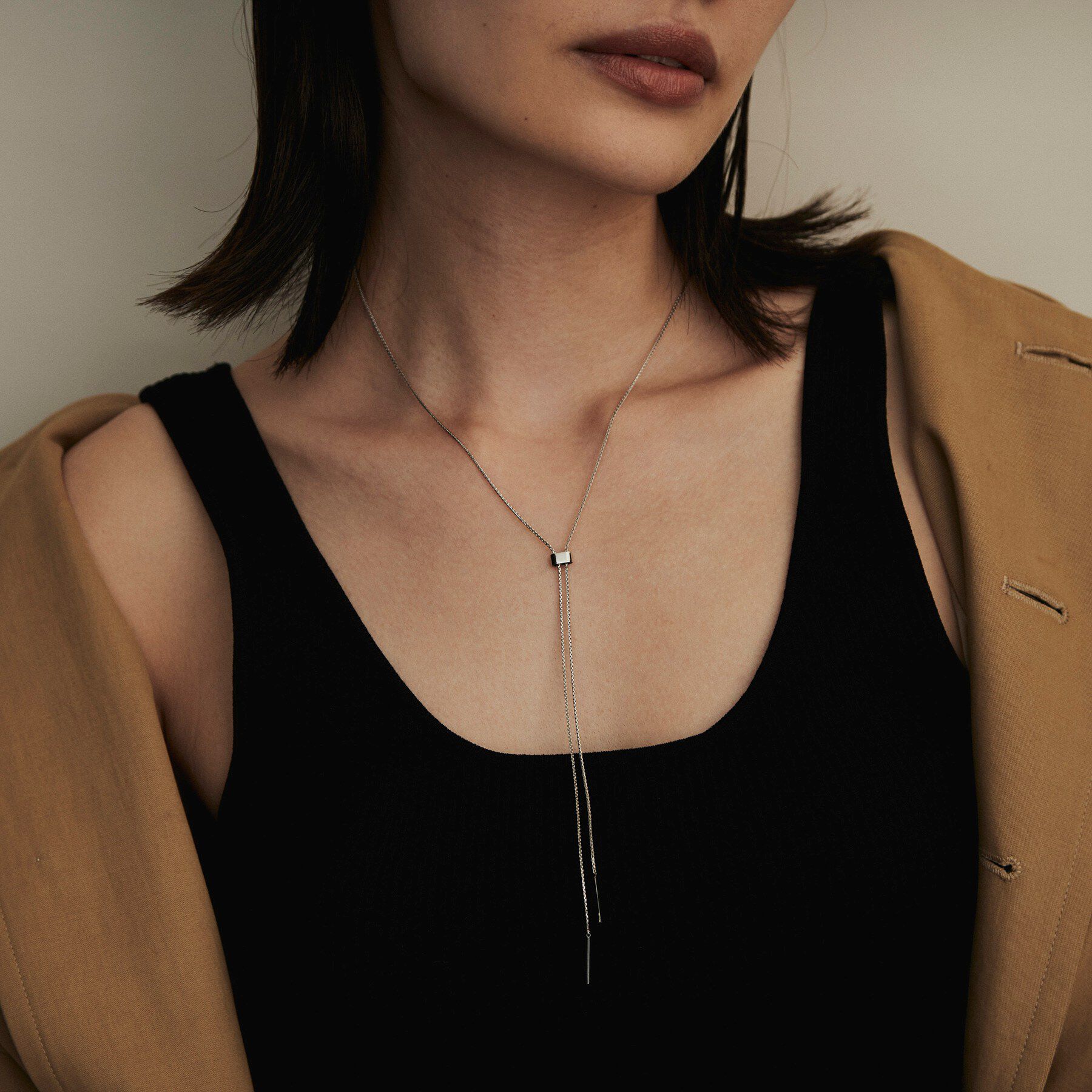 COCOSHNIK「プラチナ スパイクトリプルラリエット ネックレス」|ネックレス|