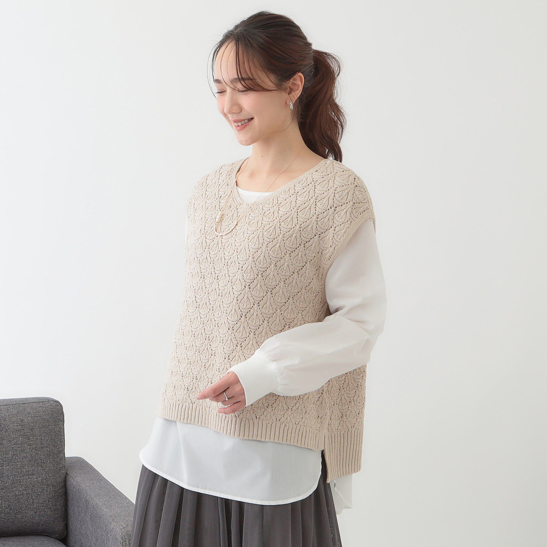 SHOO･LA･RUE「【洗える/S-LL/2点セット】透かし柄ベスト+ブラウス」|ニット・セーター|