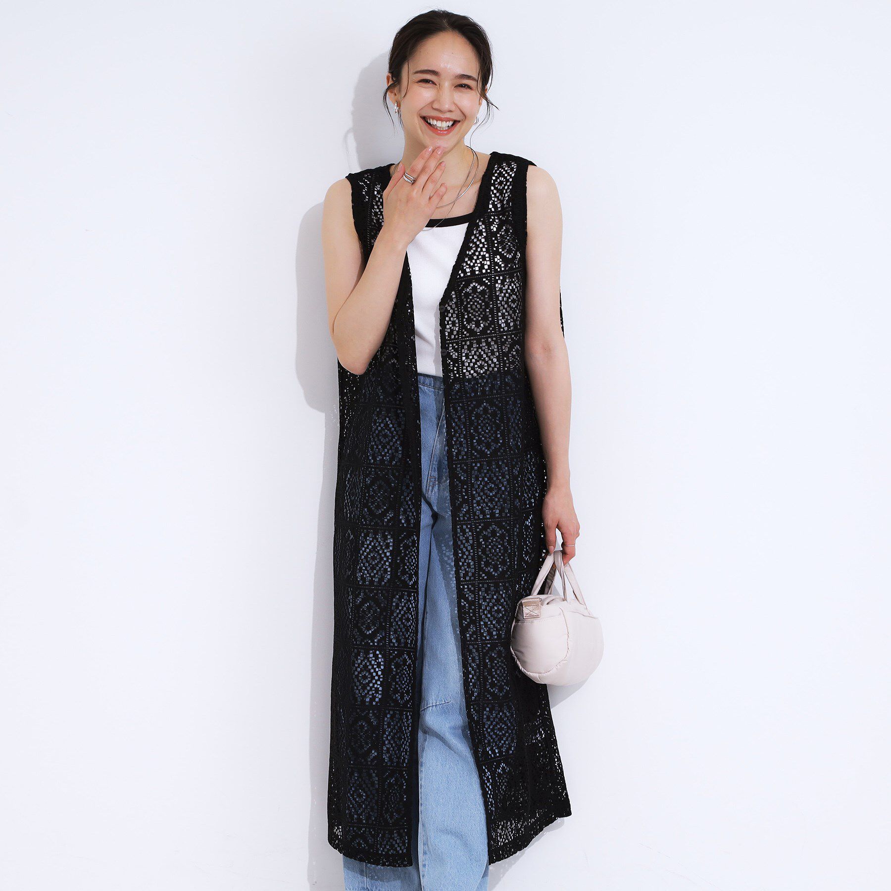 SHOO･LA･RUE「【S-LL】羽織るだけでサマ見え レース風の柄が華やかなロングジレ」|ベスト・ジレ|