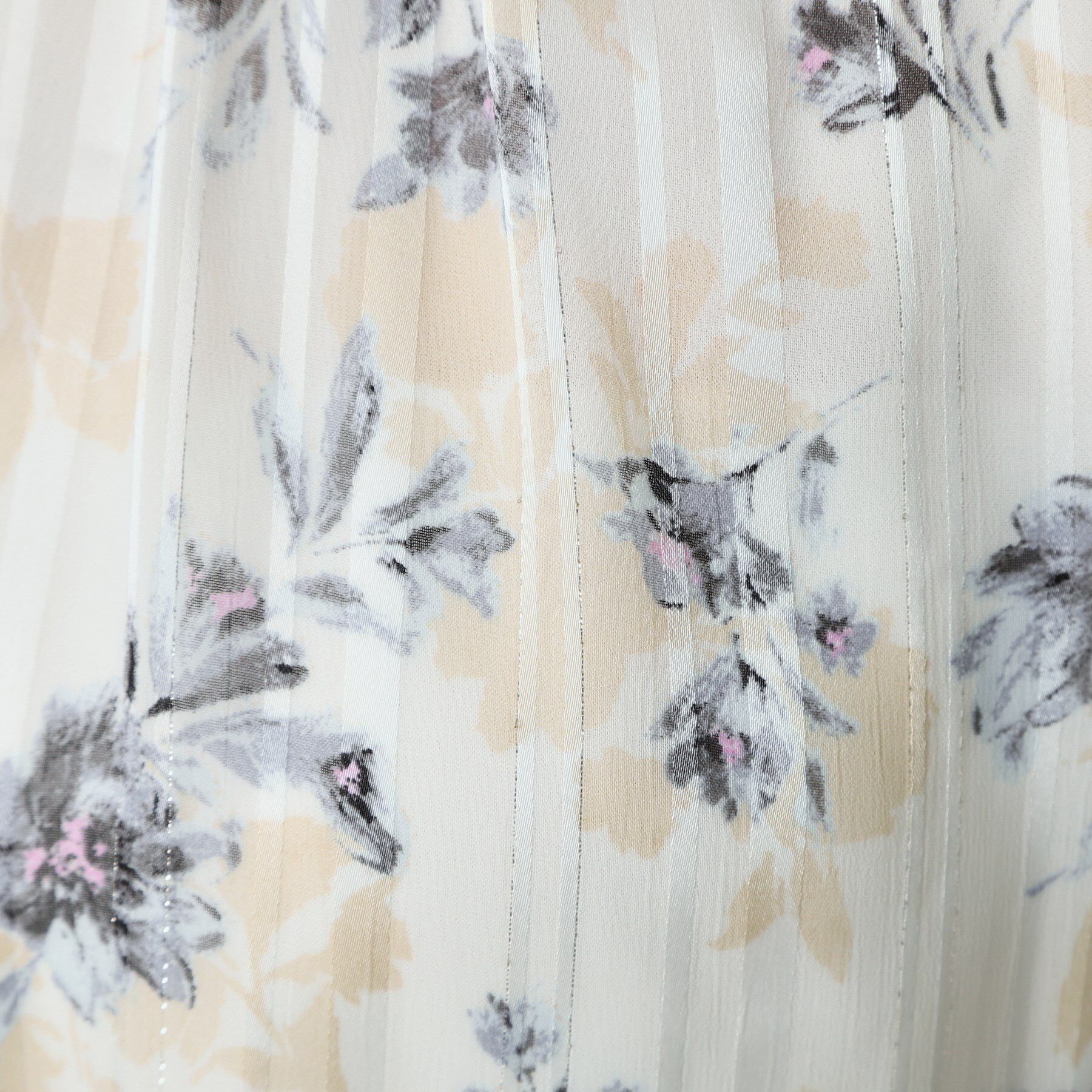 ITS&rsquo;DEMO「【手洗い可／M・Lサイズ展開】ラメストライプ花柄5分袖ブラウス」|シャツ・ブラウス|