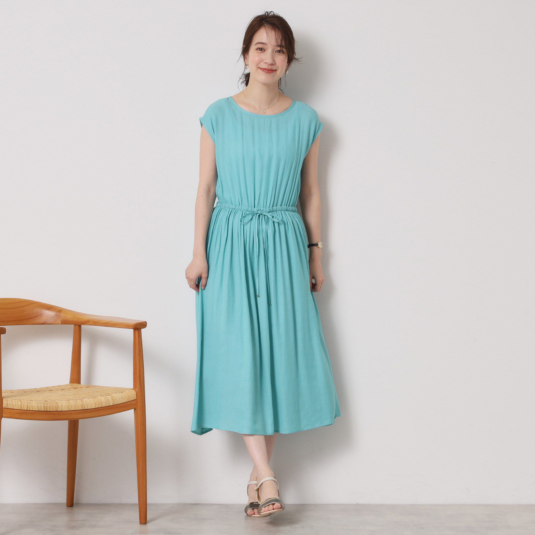 ITS&rsquo;DEMO「【さらりタッチ／手洗い可】強撚スラブブラウジングワンピース」|ワンピース|