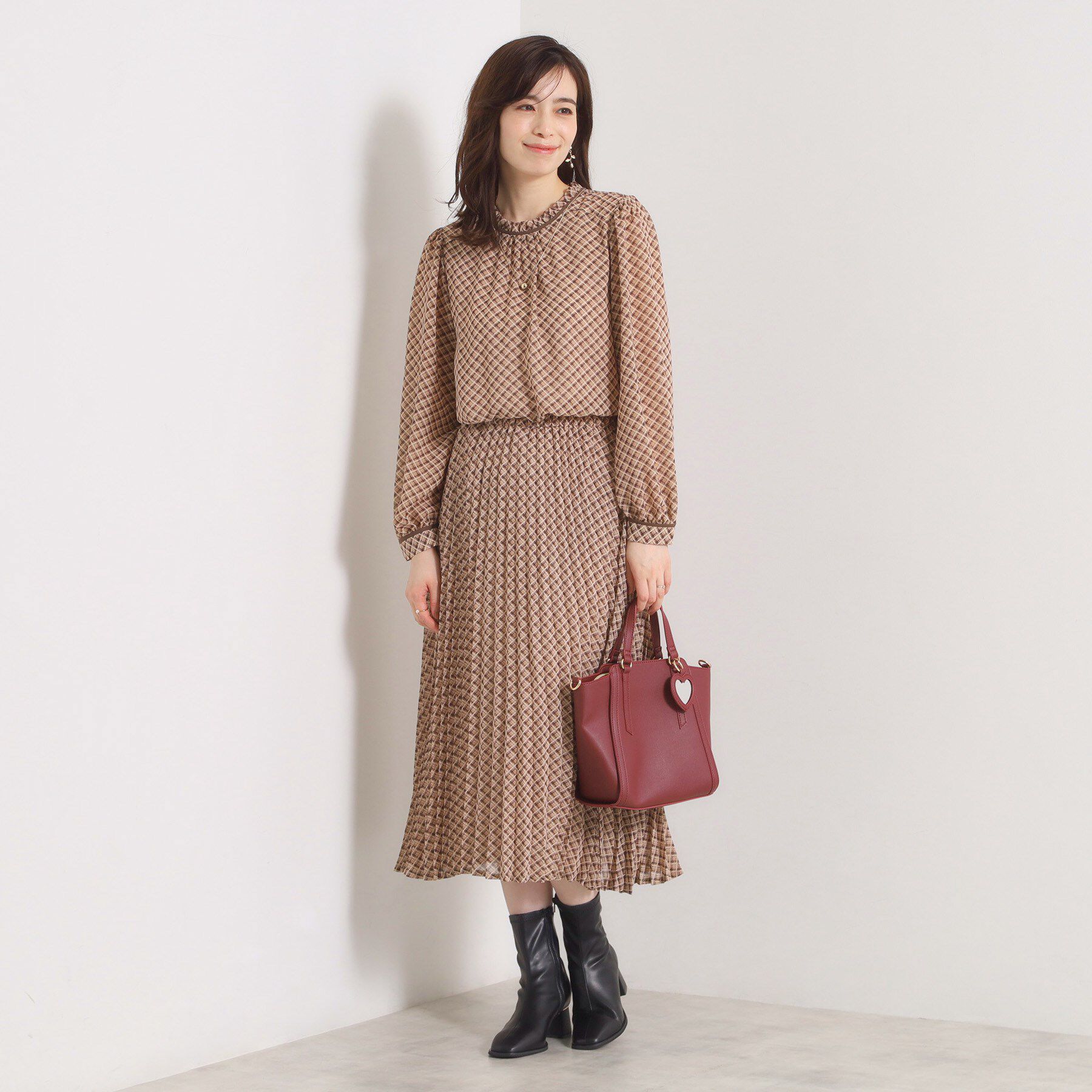 ITS&rsquo;DEMO「【手洗い可／セットアップ可】チェックスタンドフリルブラウス」|シャツ・ブラウス|