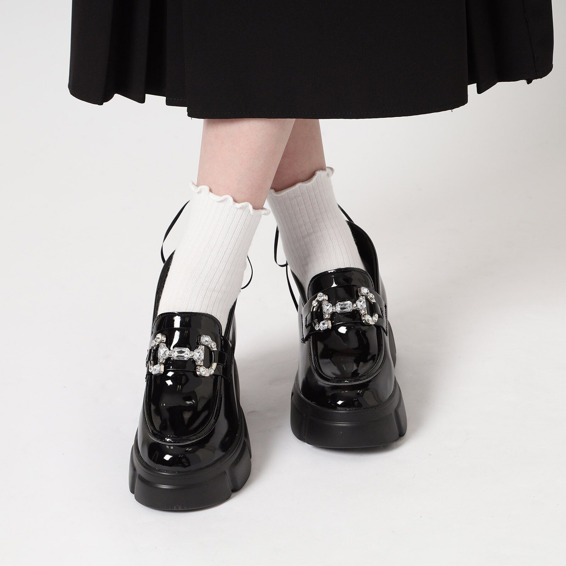 csT&P「厚底キラキラチャーム付きローファーパンプス」|パンプス|