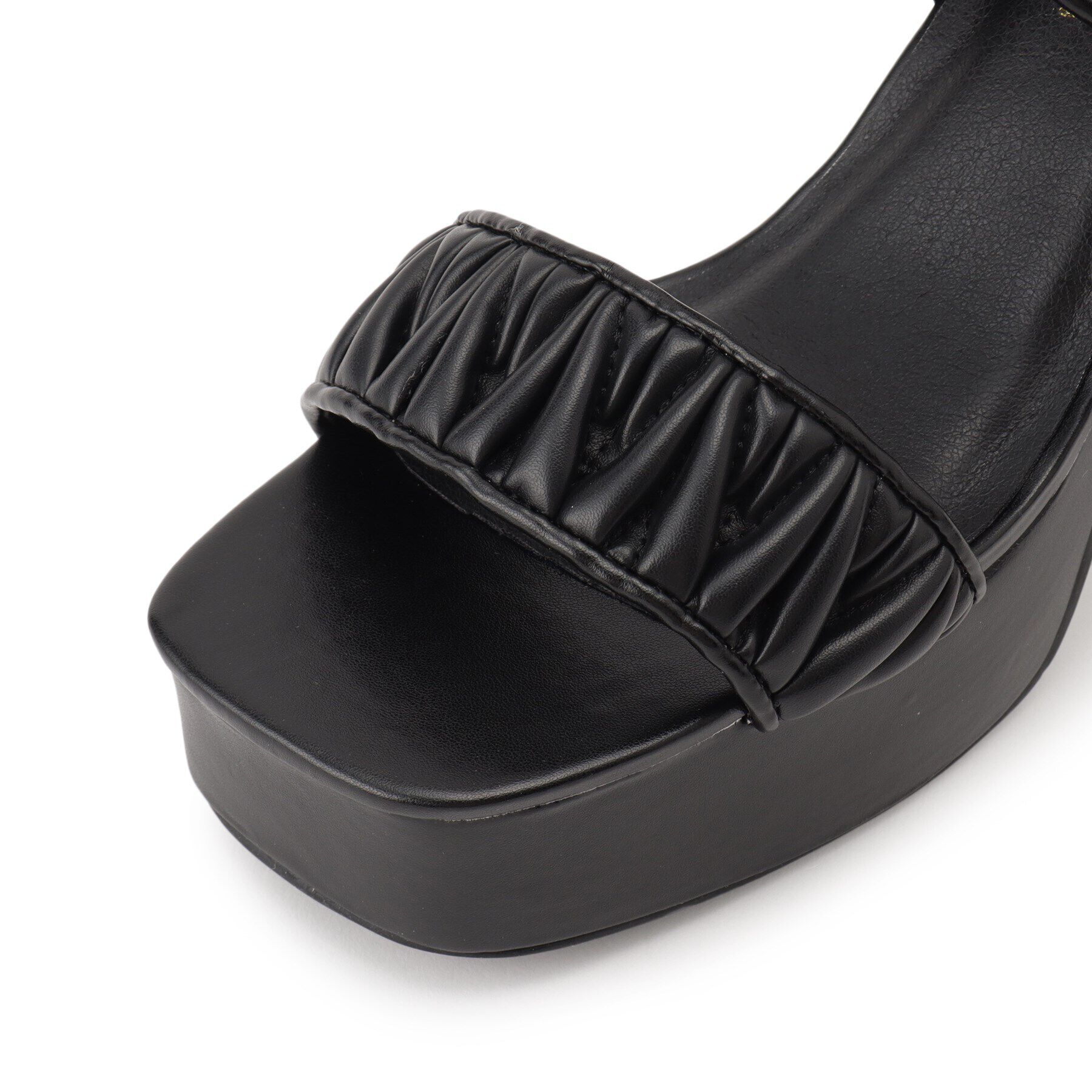 csT&P「ギャザーダブルベルト チャンキーヒールサンダル」|サンダル|