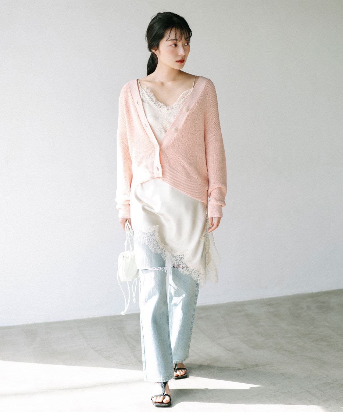 COCO DEAL「《COCO DEAL/Lee》ニースリットストレートデニムパンツ」|デニム|