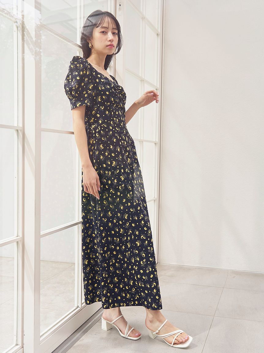 SNIDEL「【販路限定サイズあり】Sustainableフルーツプリントワンピース」|ワンピース|