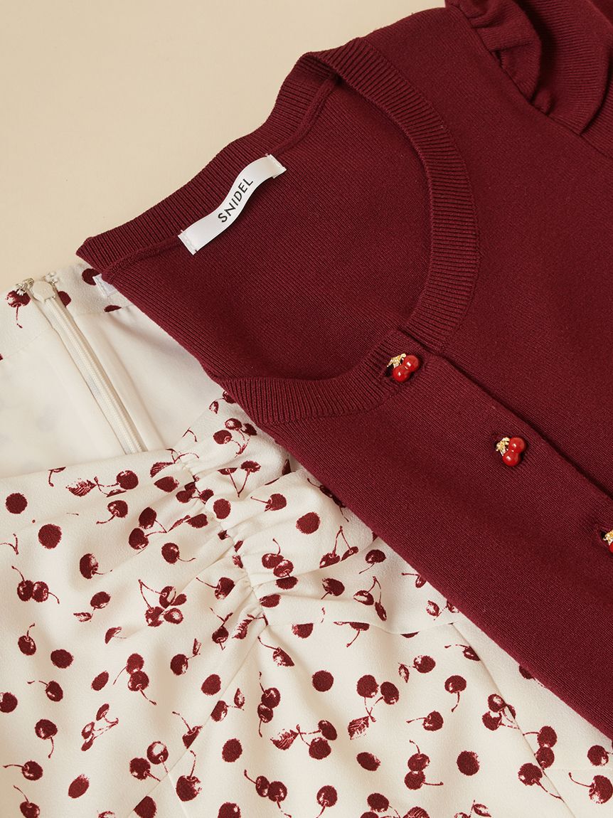 SNIDEL「【販路限定サイズあり】Sustainableフルーツプリントワンピース」|ワンピース|