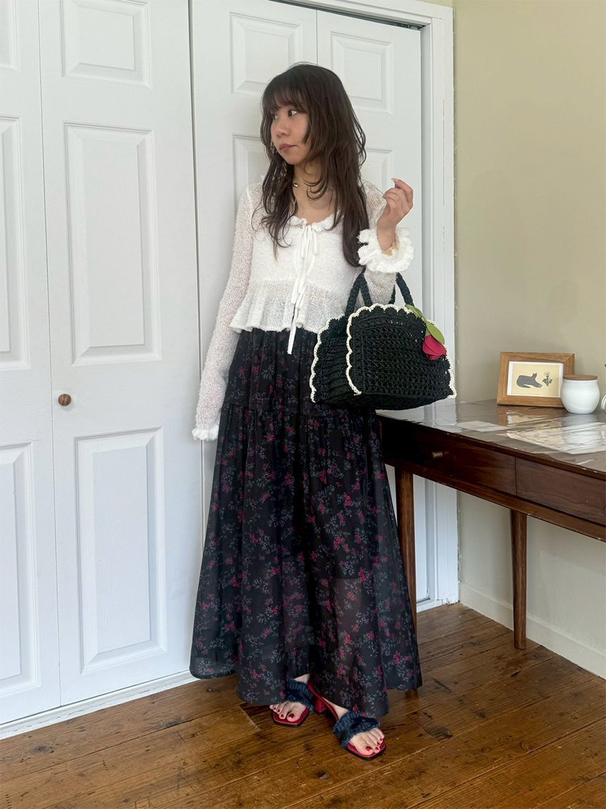 LILY BROWN「フラワーチャーム付きラッフルかごバッグ」|かごバッグ|