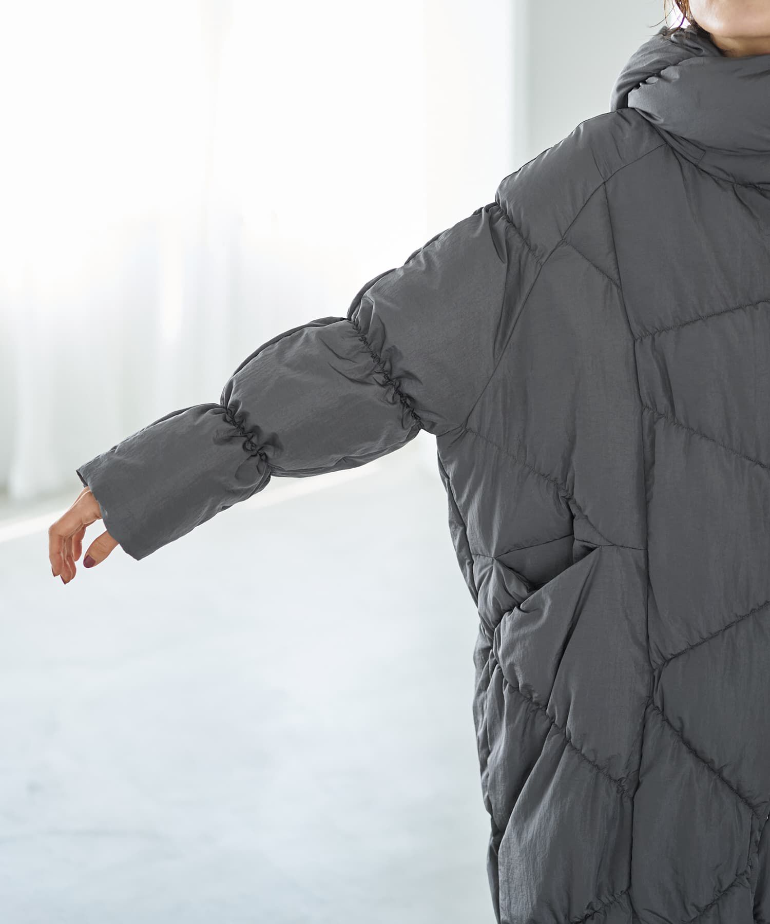 STYLE DELI「【LUXE】暖か軽量◆機能中綿ギャザーロングコート」|ダウン|